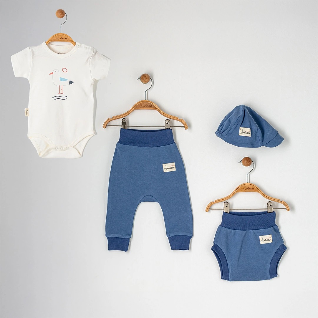 Minikut 4’lü Baharlık & Yazlık Bebek Seti – %100 Pamuk Interlok – OEKO-TEX Sertifikalı – 3-12 Ay – Beyaz & İndigo – Unisex