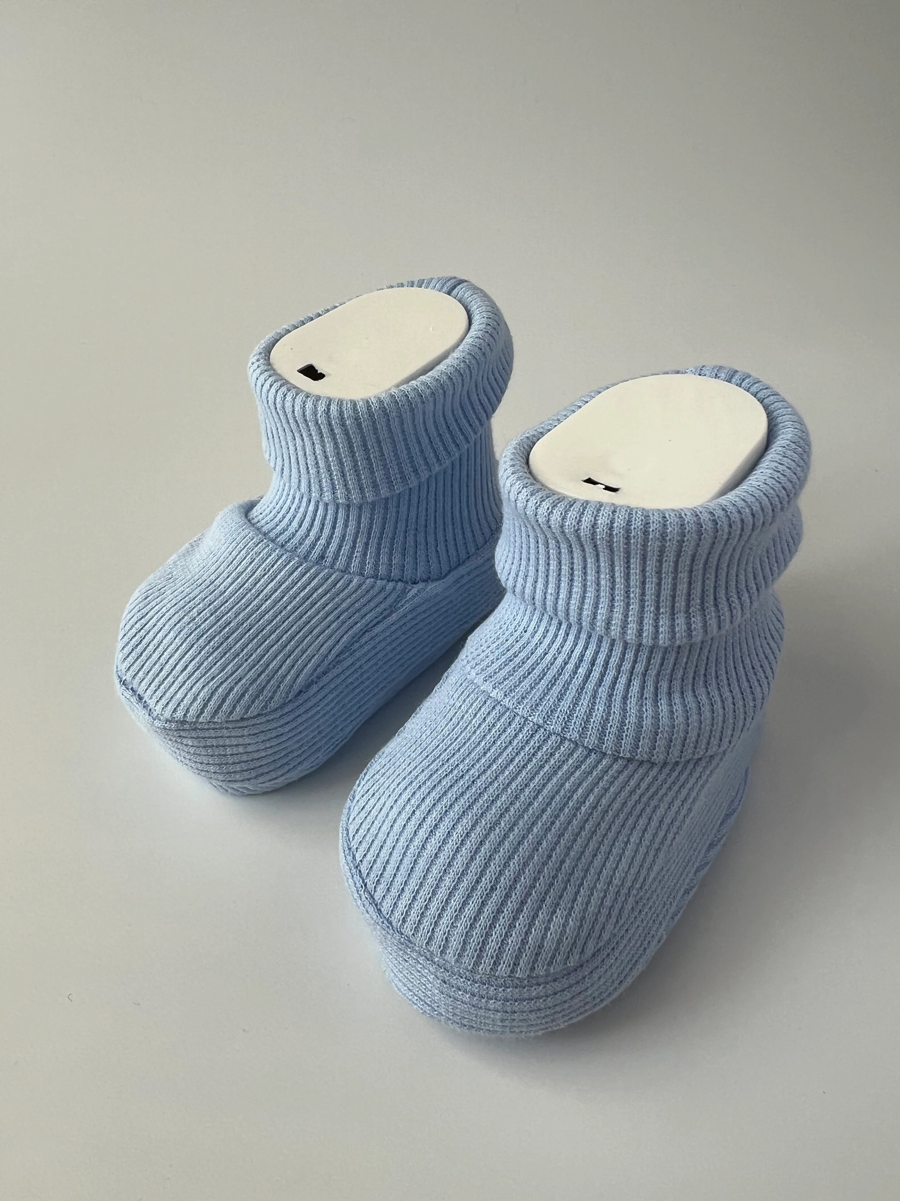 Minikut Bebek Patiği – Yumuşak ve Doğal Adımlar 🧦 - Bebe Mavi