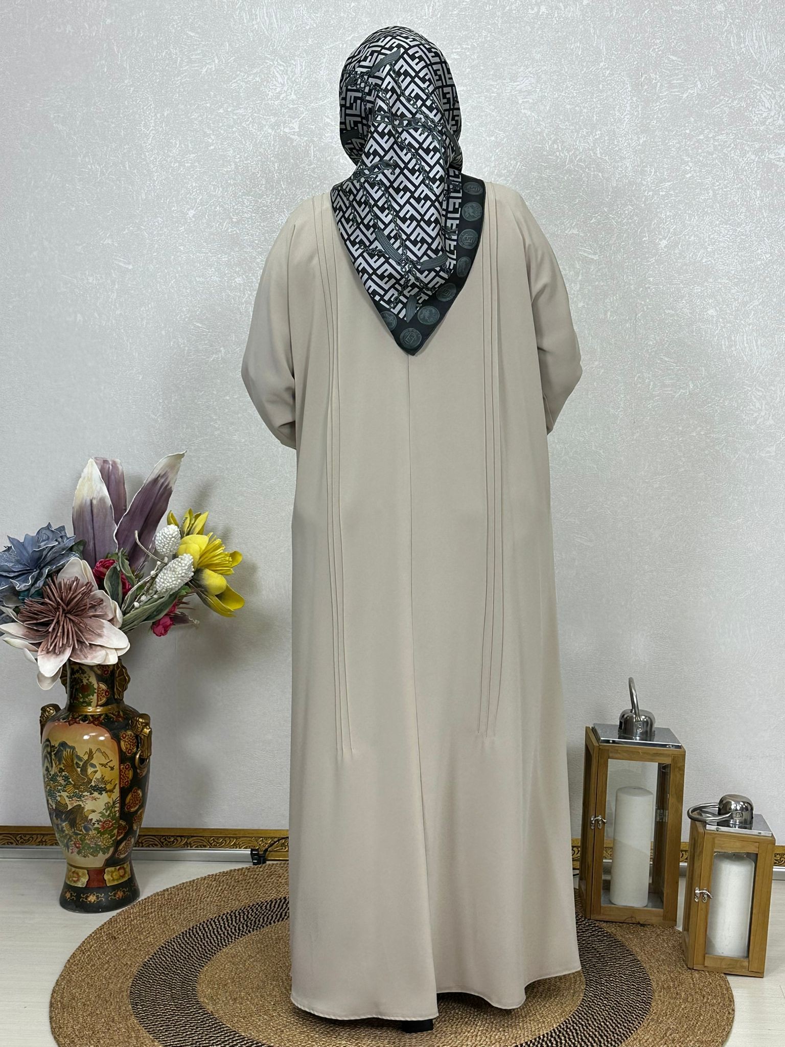 Bej İşlemeli Abaya