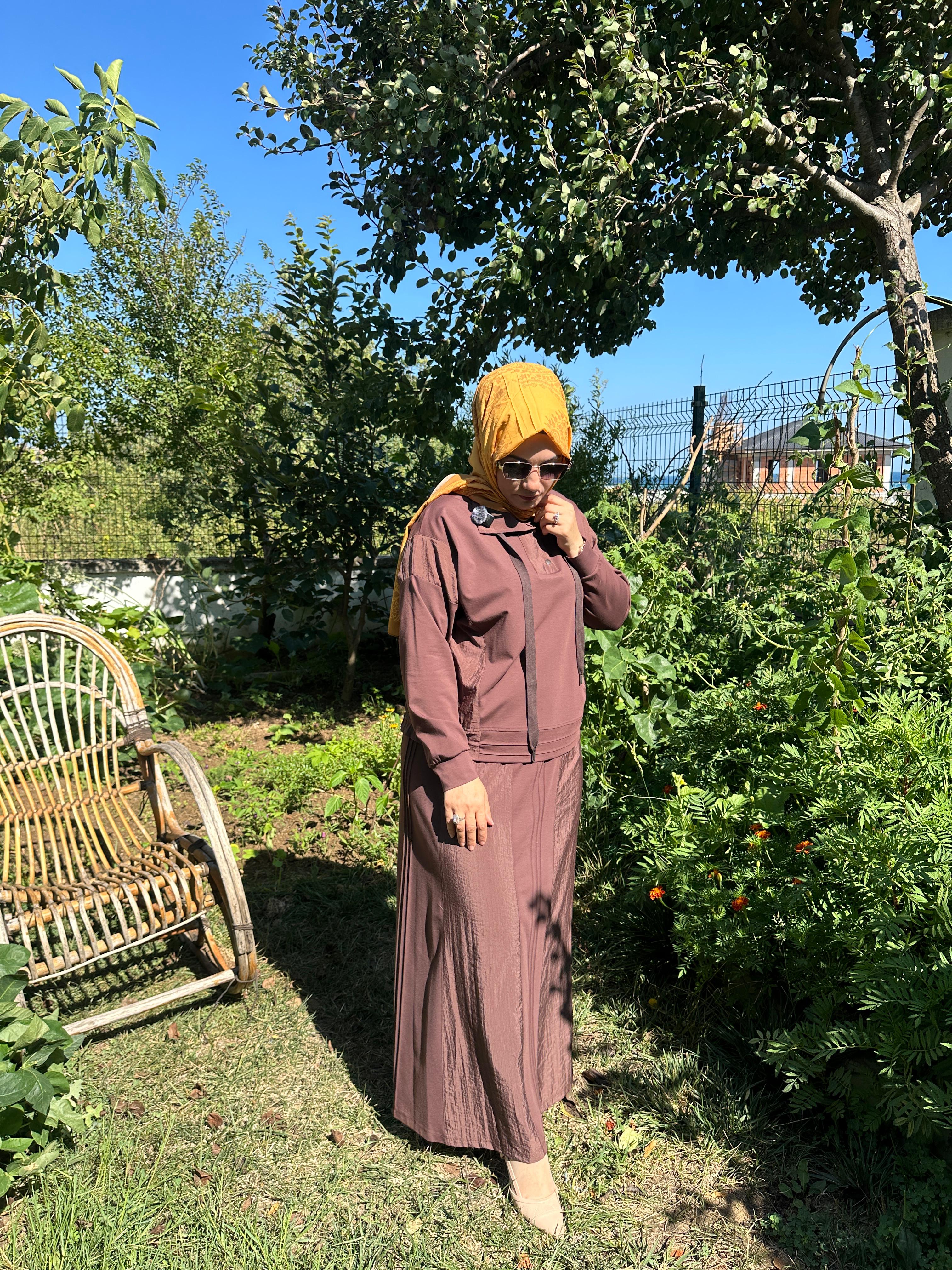 Nervürlü Etekli Takım