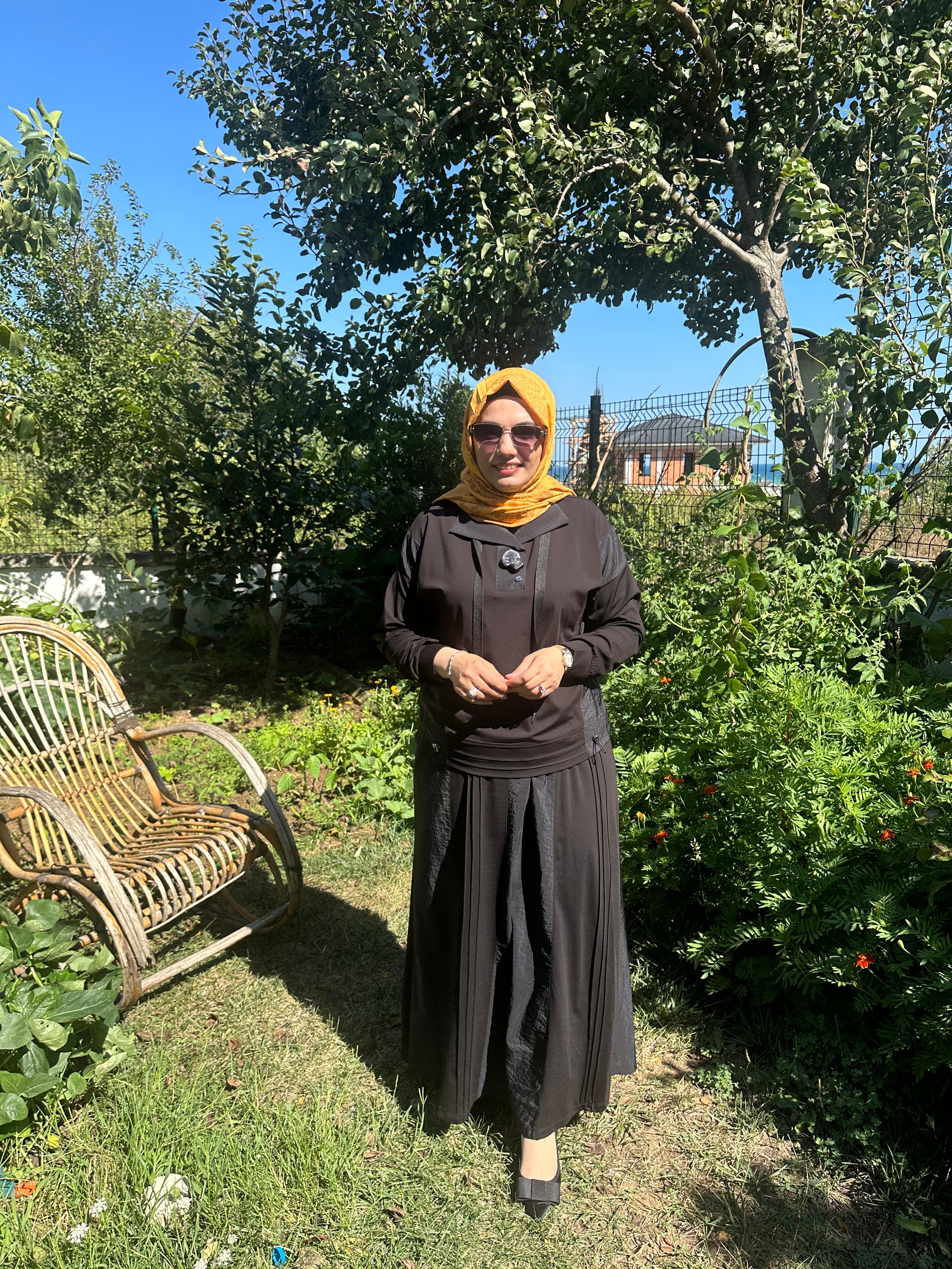 Nervürlü Etekli Takım