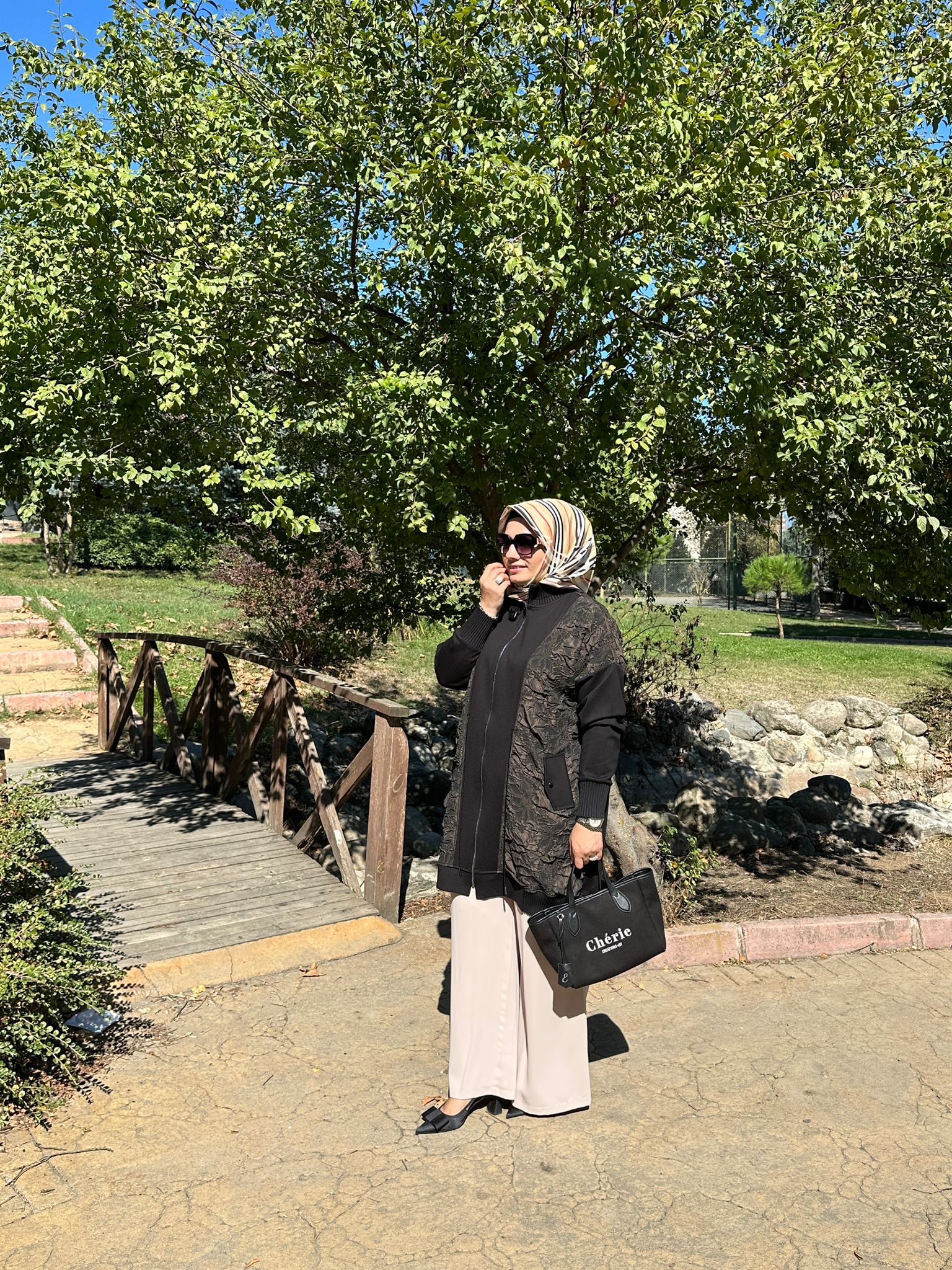 Gofre Bakır-Siyah Kap - bakır