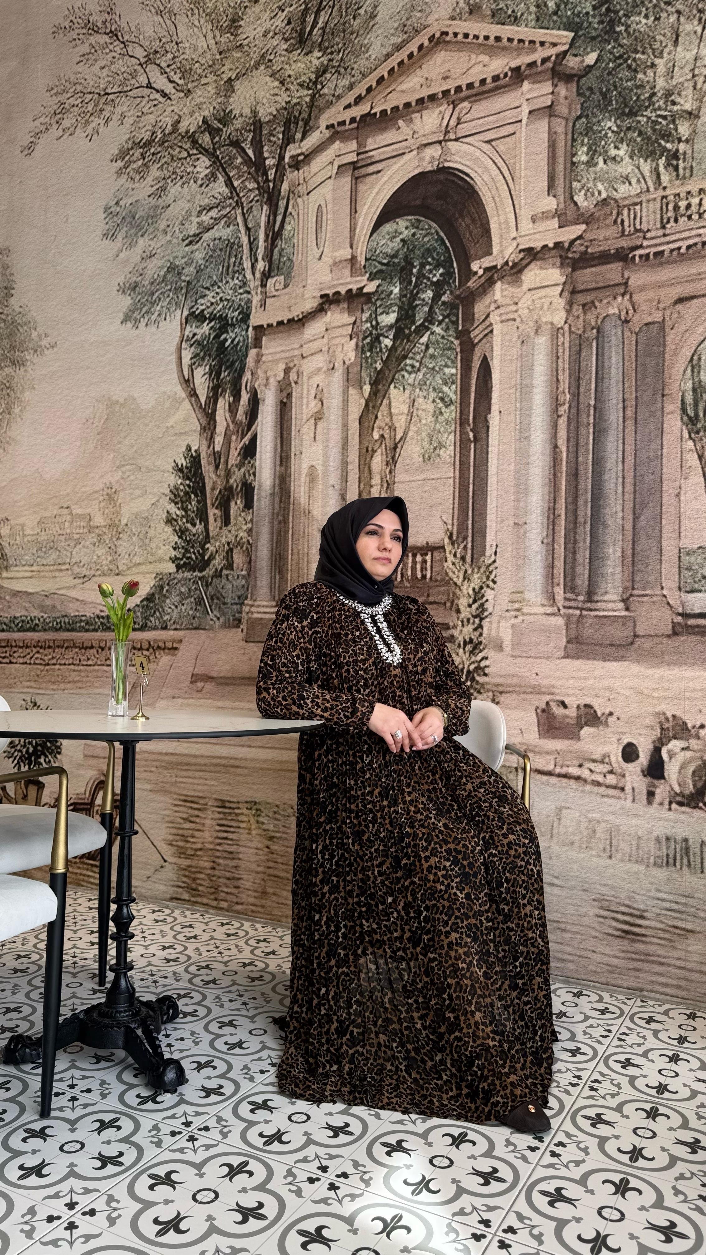İthal Leopar Piliseli Elbise