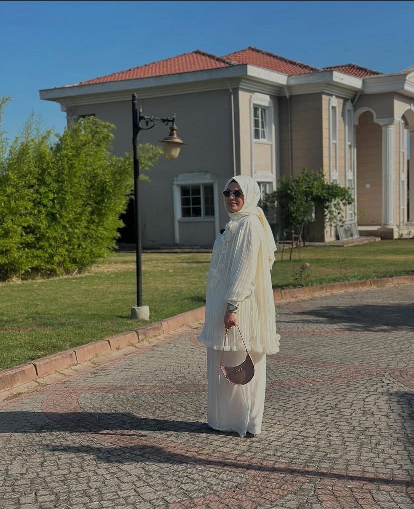 Efil Efil Şık Takım