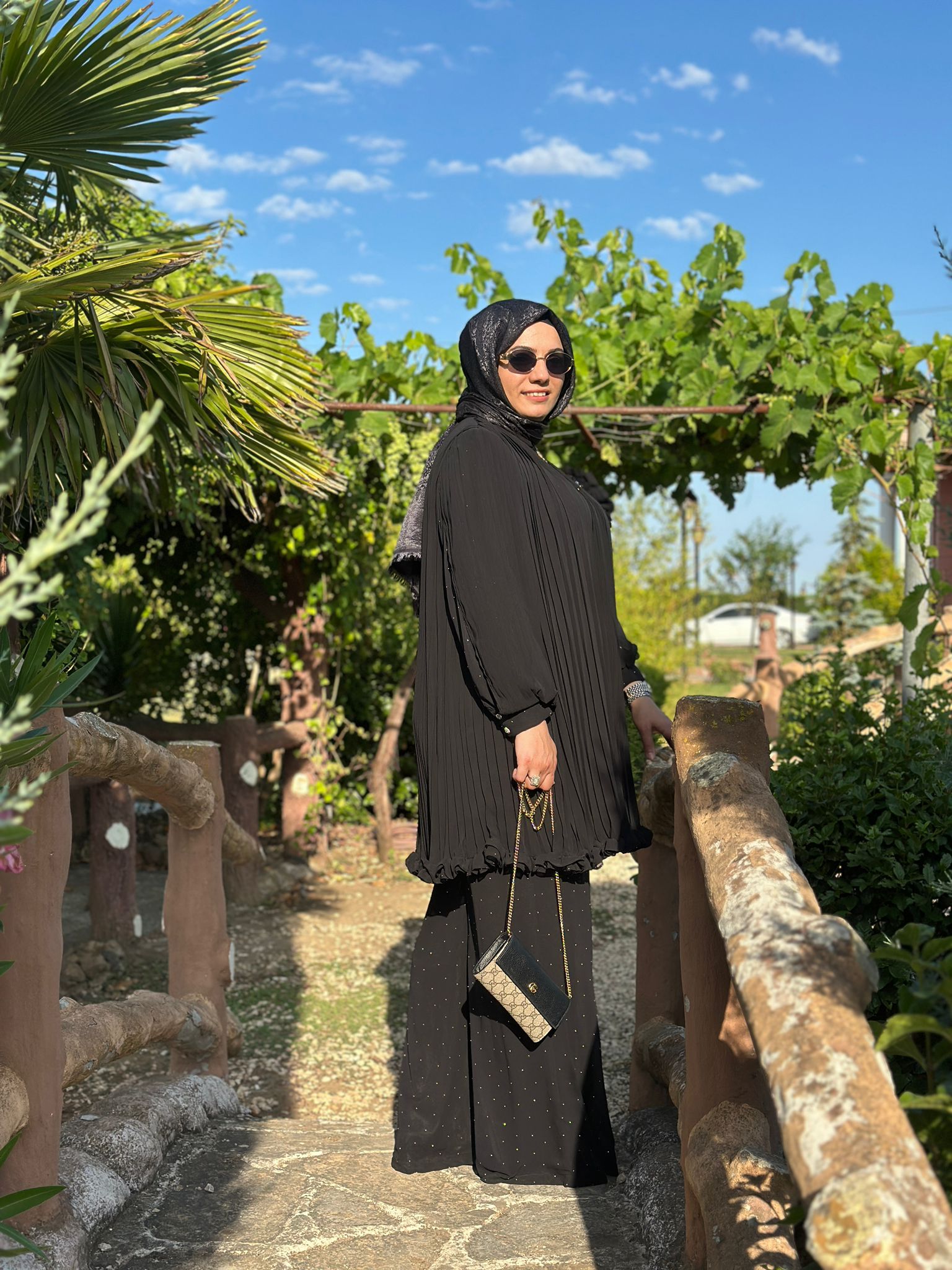 Efil Efil Şık Takım