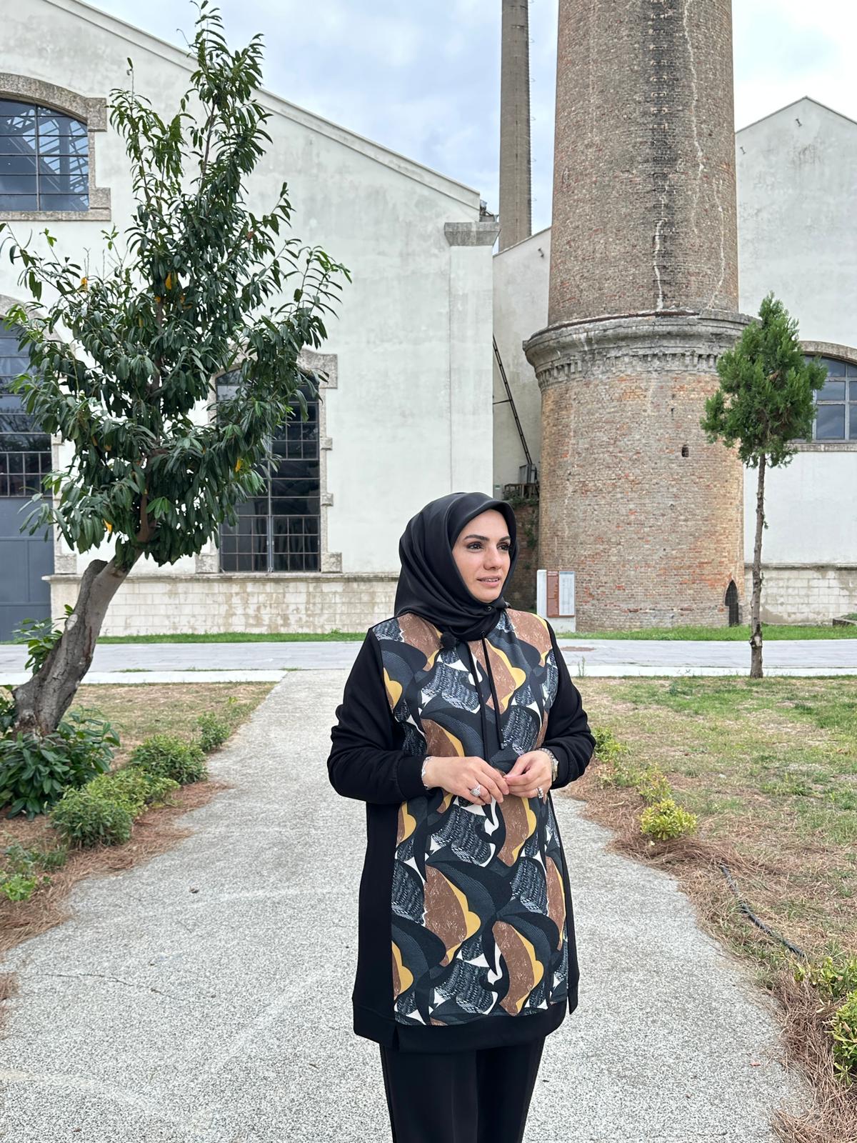 Baskılı Pantolonlu Takım