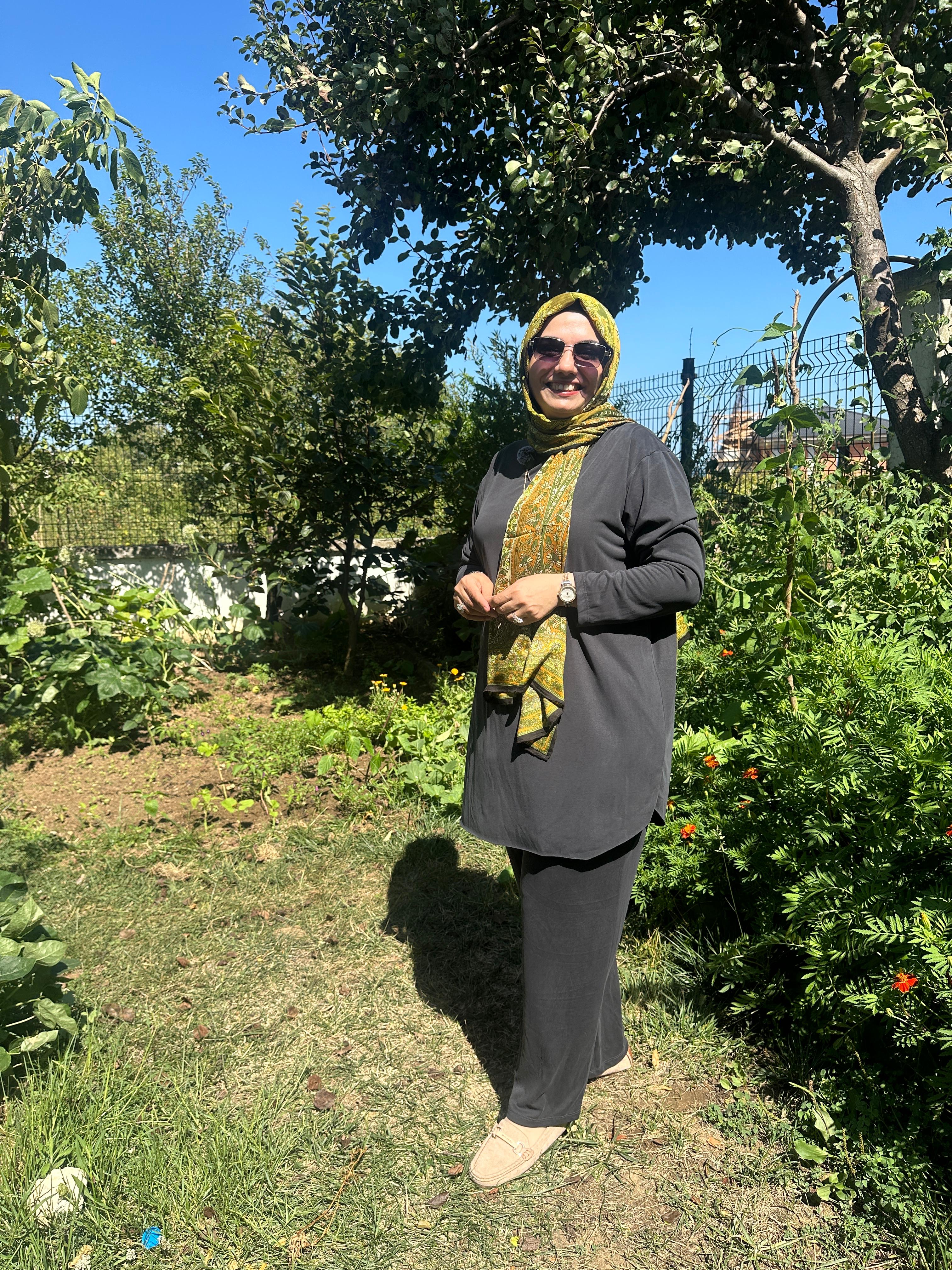 Rabia Pantolonlu Takım