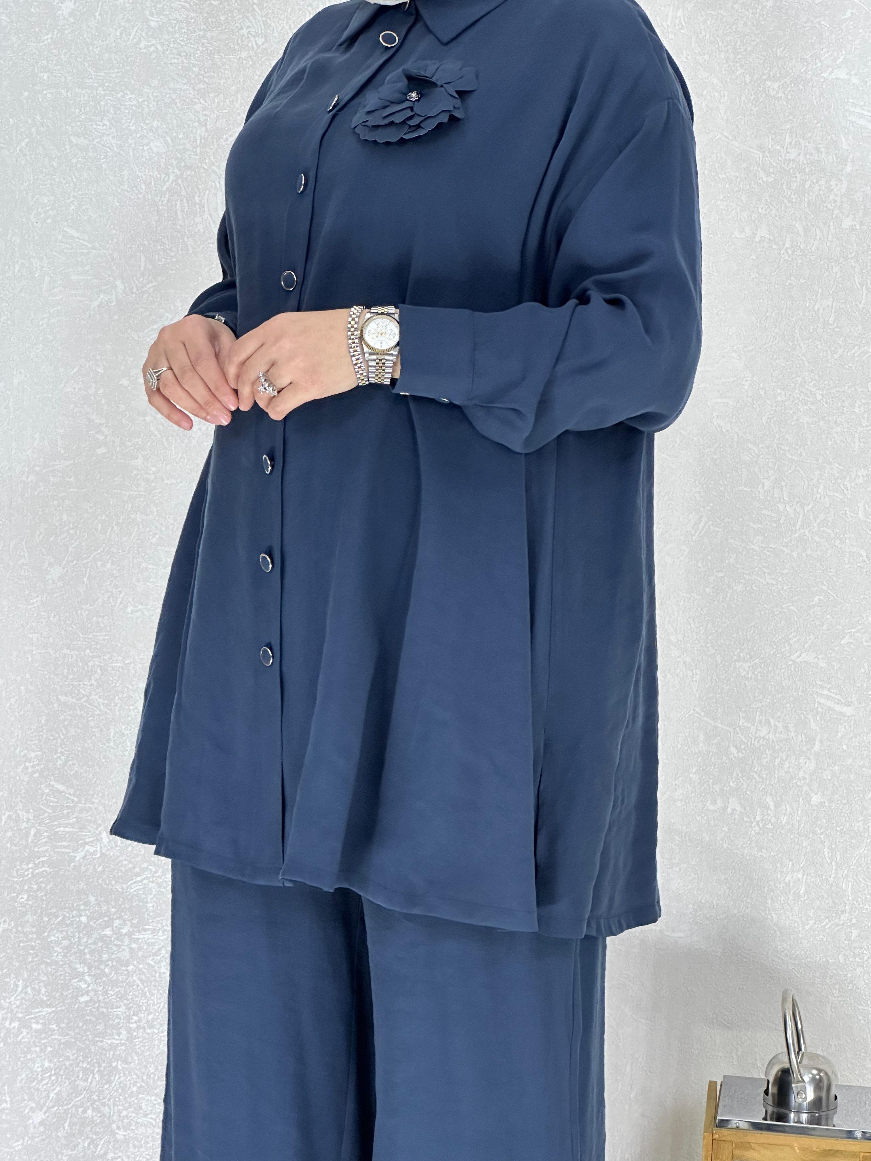 Gül Broşlu Pantolonlu Takım