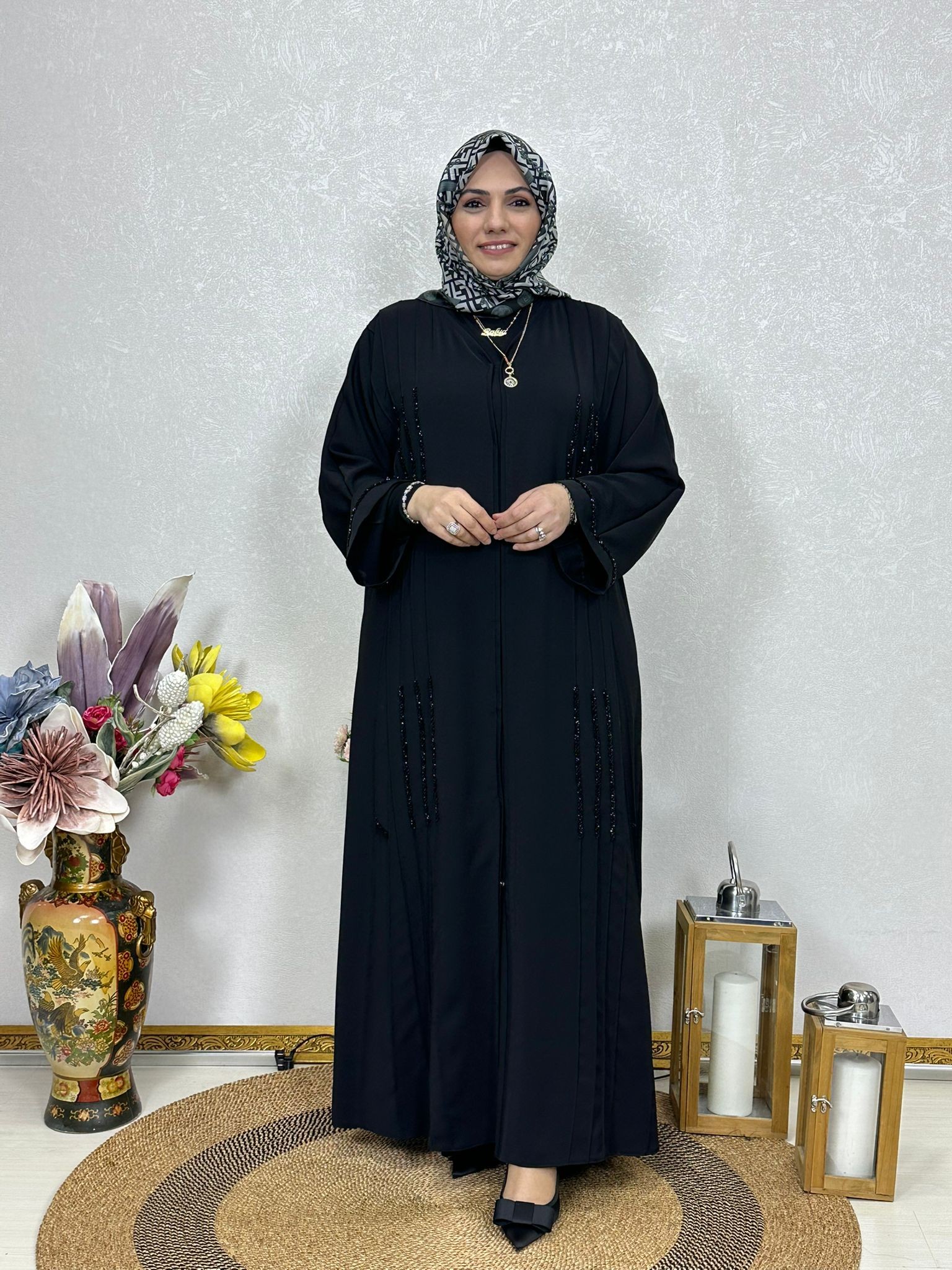 Siyah Taşlı Abaya