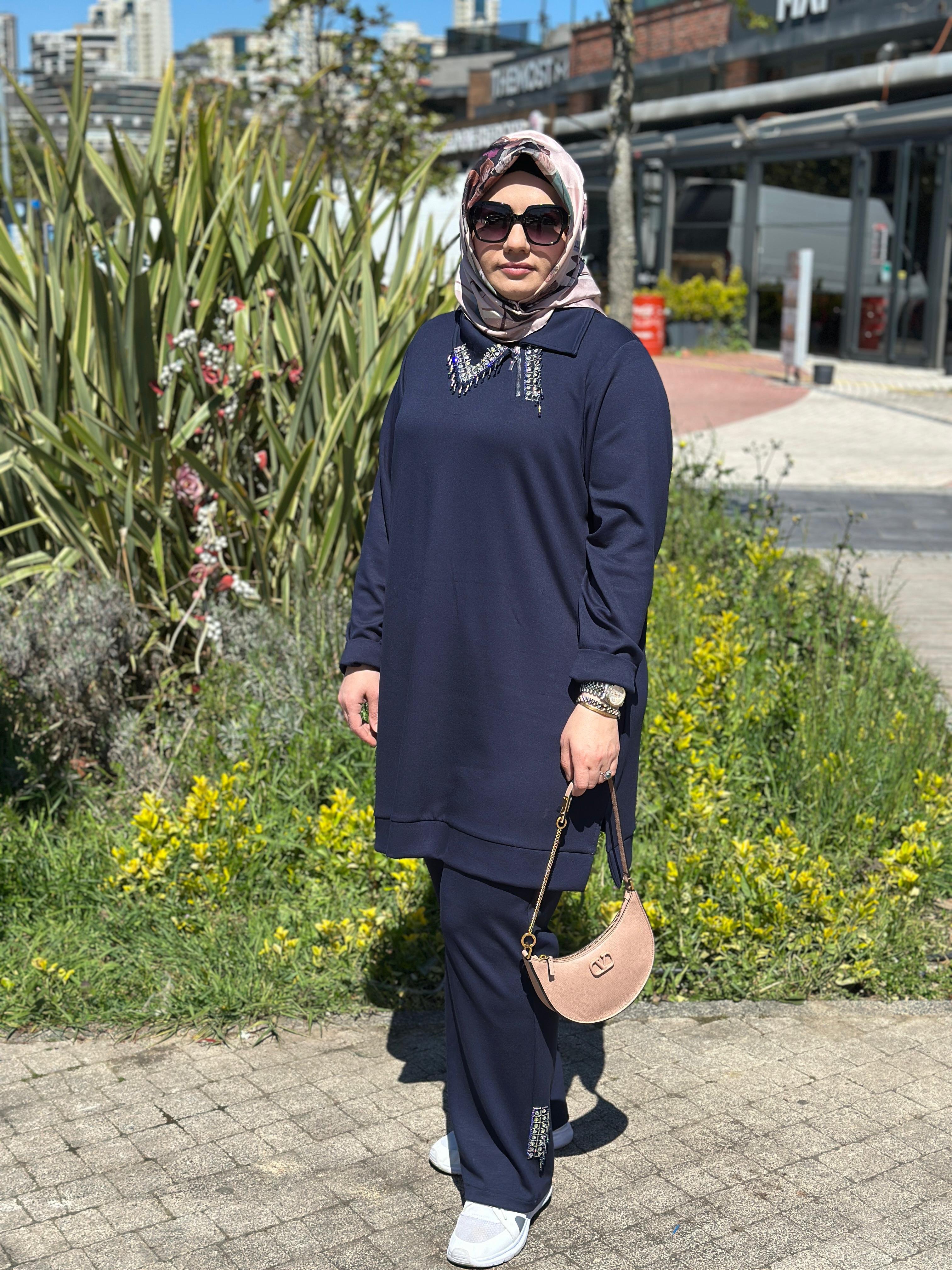 Degajesi Süslü Takım