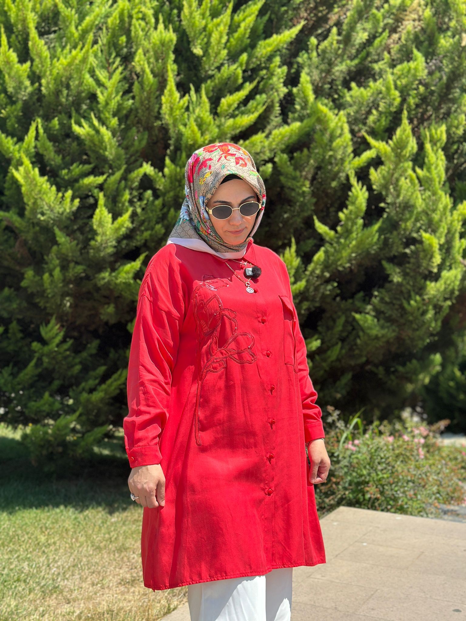 Cepli ve İşlemeli Tunik