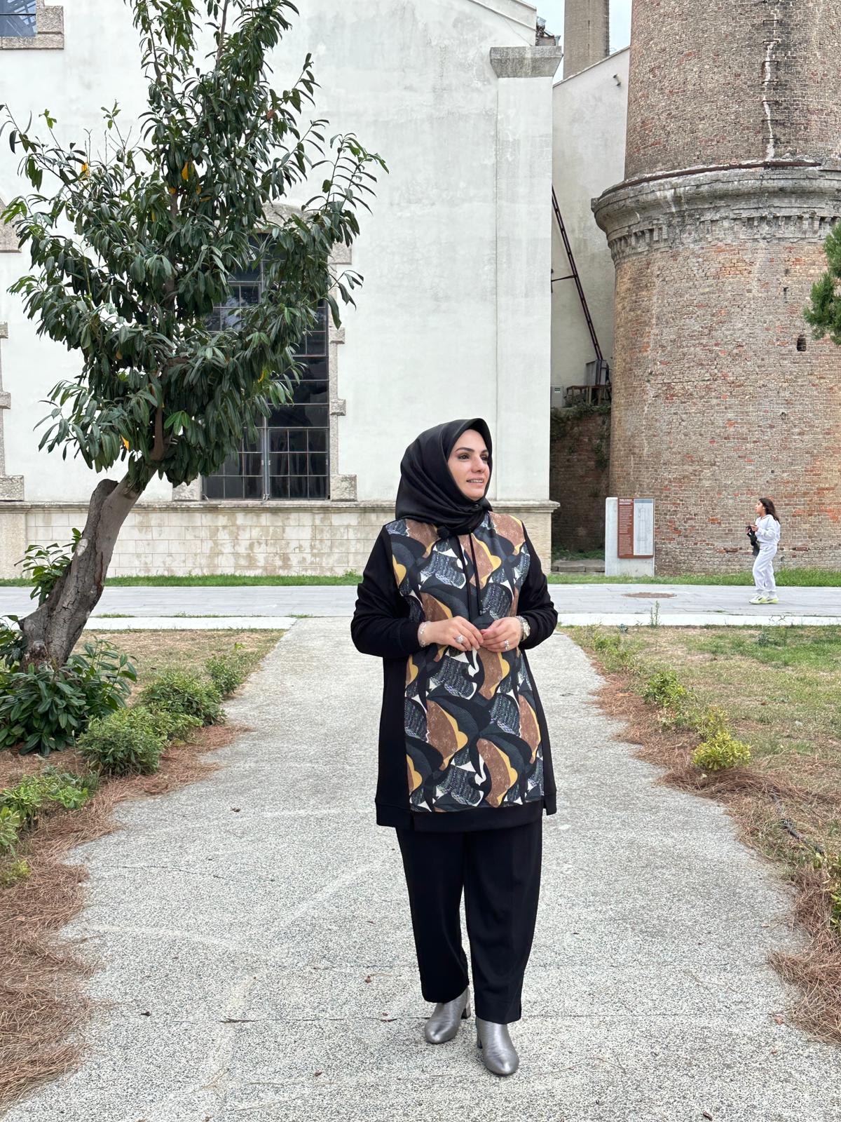 Baskılı Pantolonlu Takım