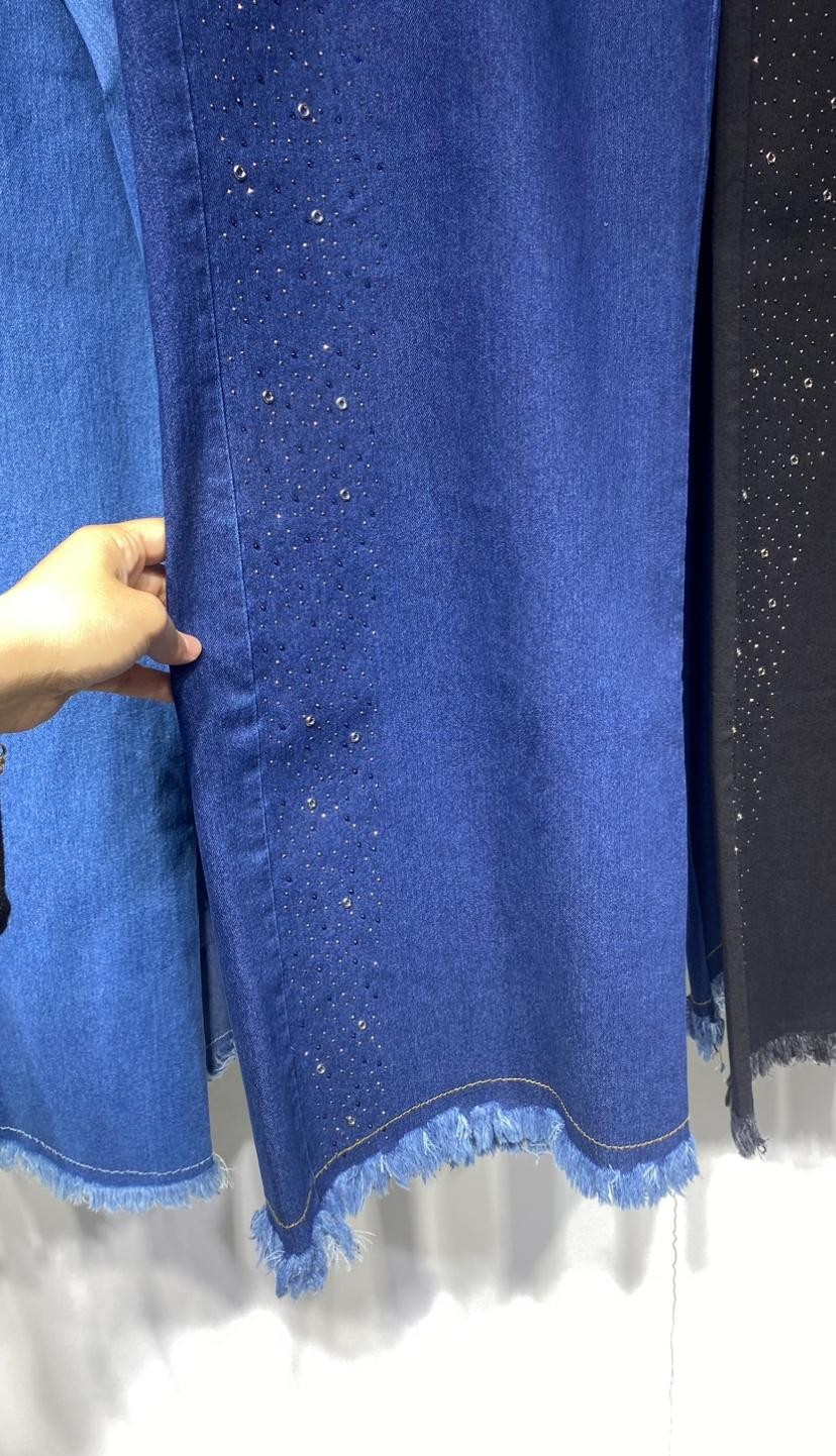Taşlı Pis Paçalı Kot Pantolon