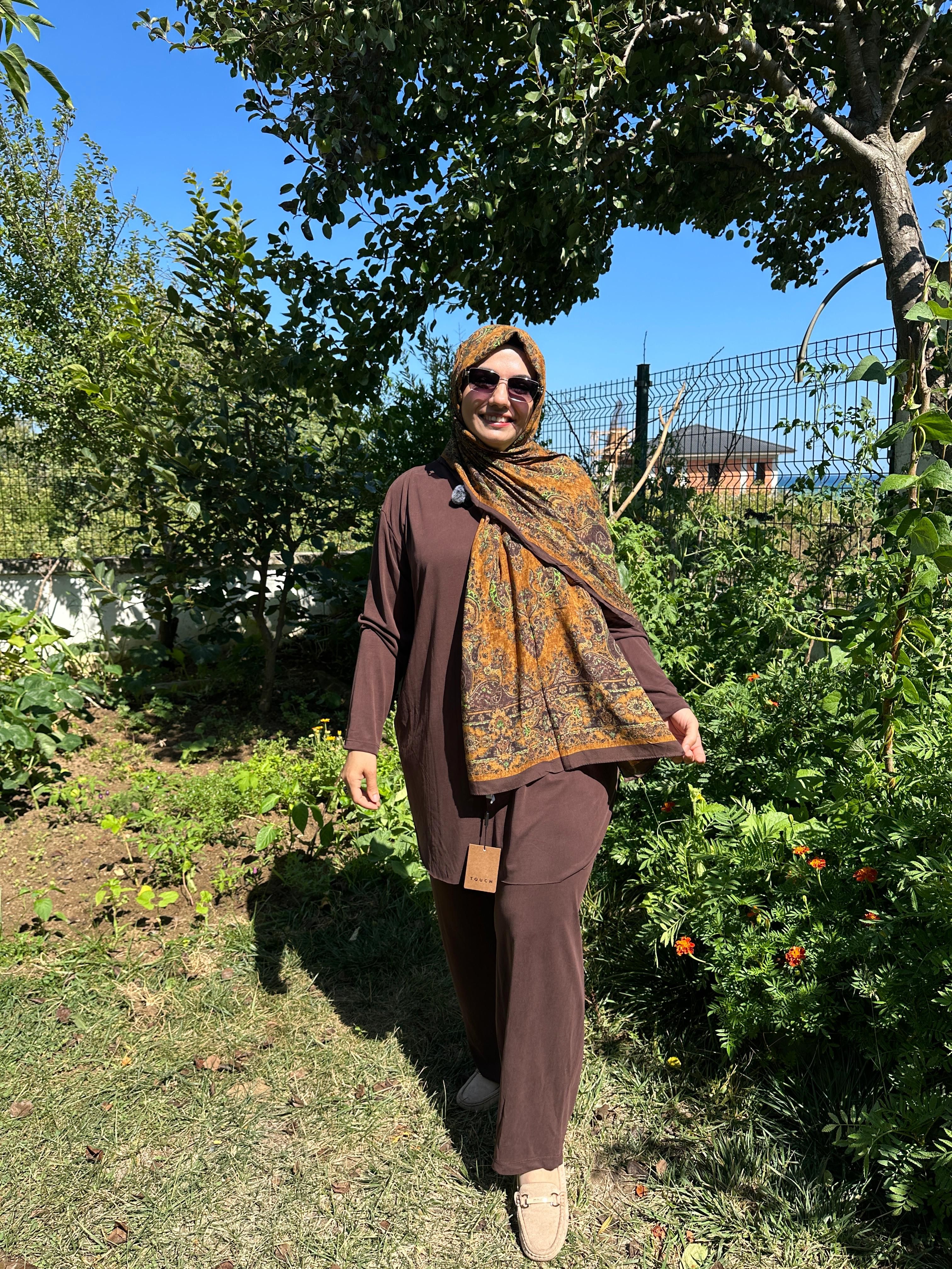 Rabia Pantolonlu Takım