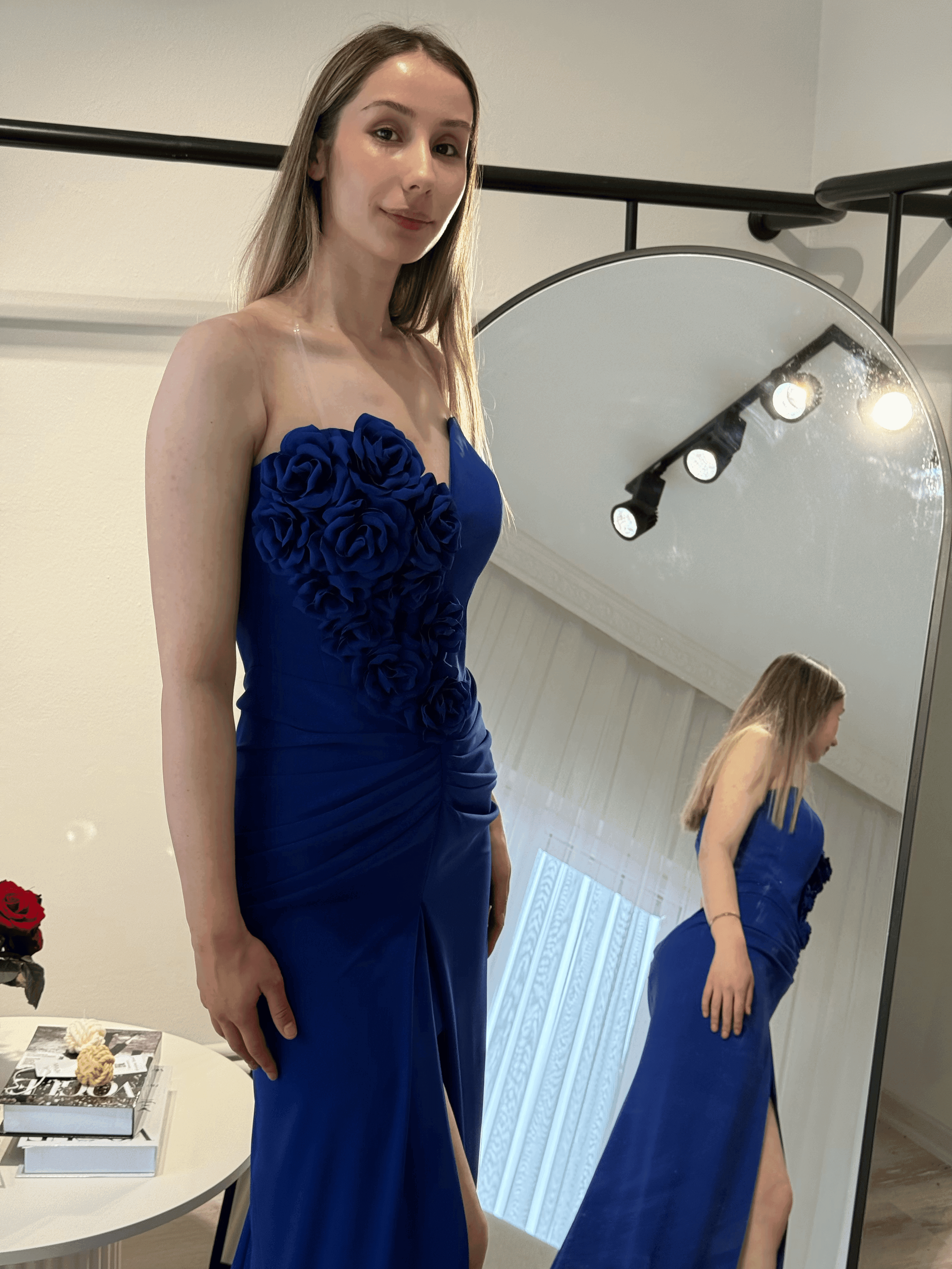 Gül Detaylı Abiye Elbise 8025