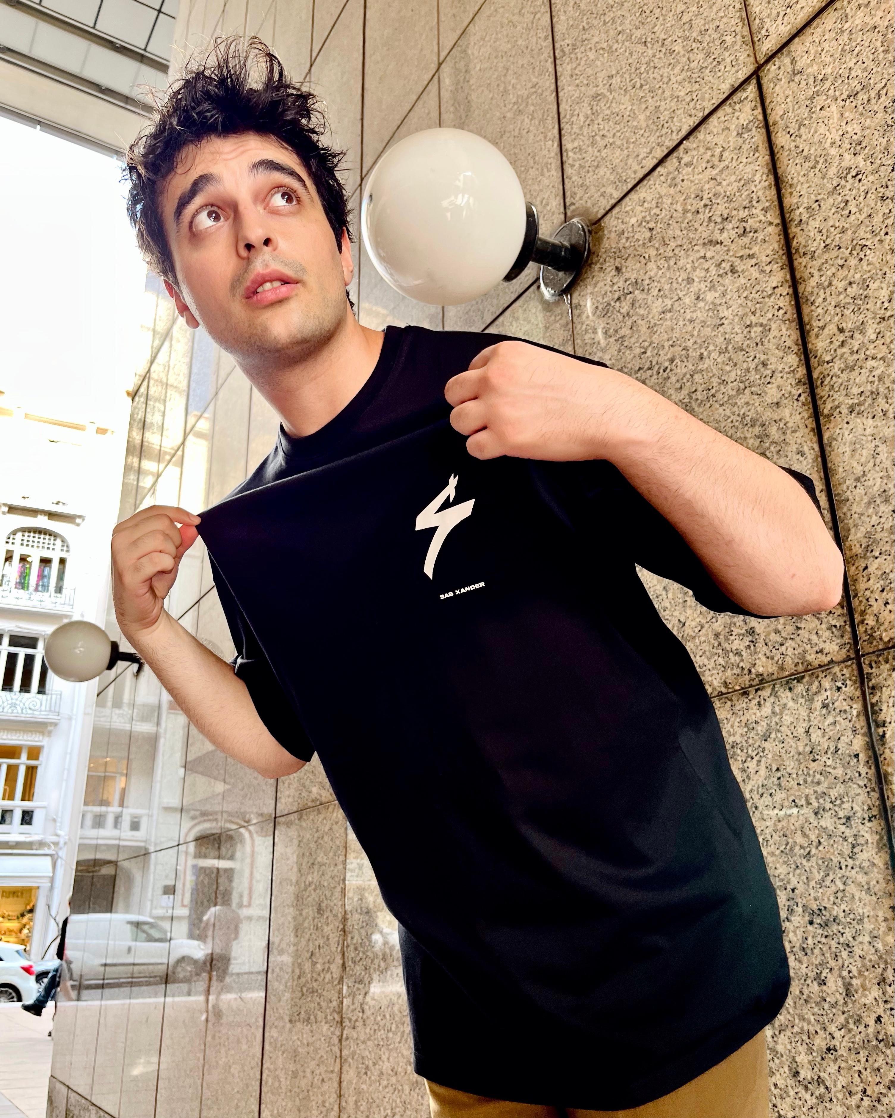 SAB XANDER LOGO BLACK OVERSIZE T-SHIRT