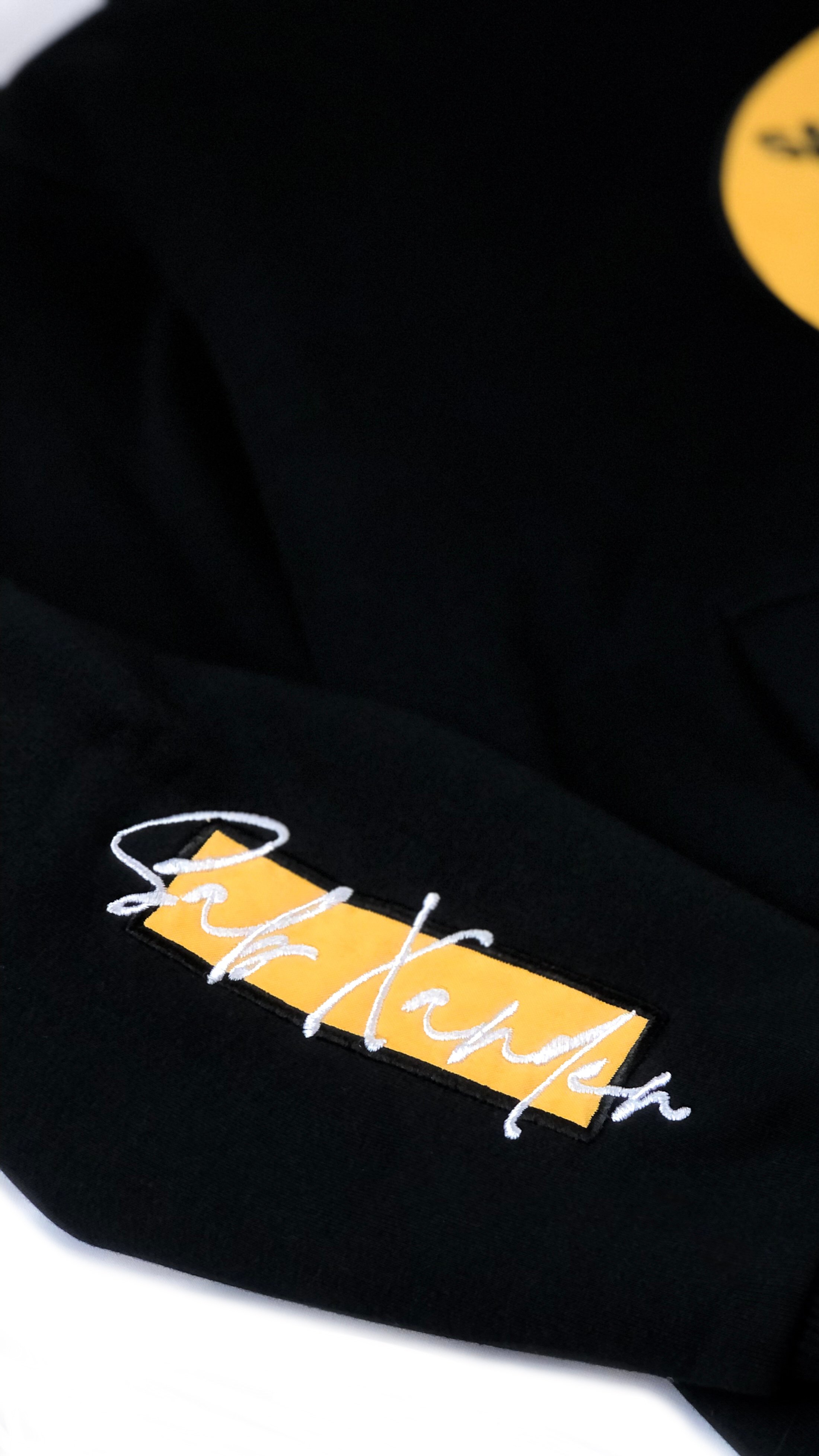 ICONIC FACE - BLACK OVERSIZE HOODIE
