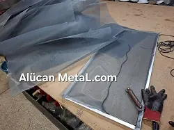 Menteşeli sineklik teli nasıl değiştirilir?