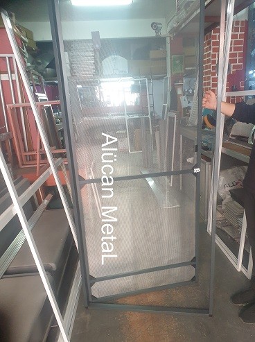 Yırtılmaz Kedi Sinekliği
