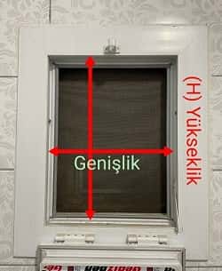 Açılır PVC kasası içine fanlı banyo menfezi monte edilebilir.