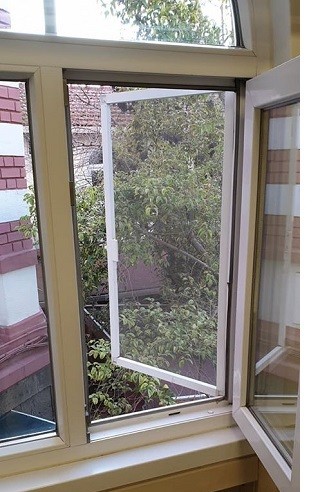 Menteşeli Açılır Kapı Pencere Sinekliği (Tak- Çıkar model)