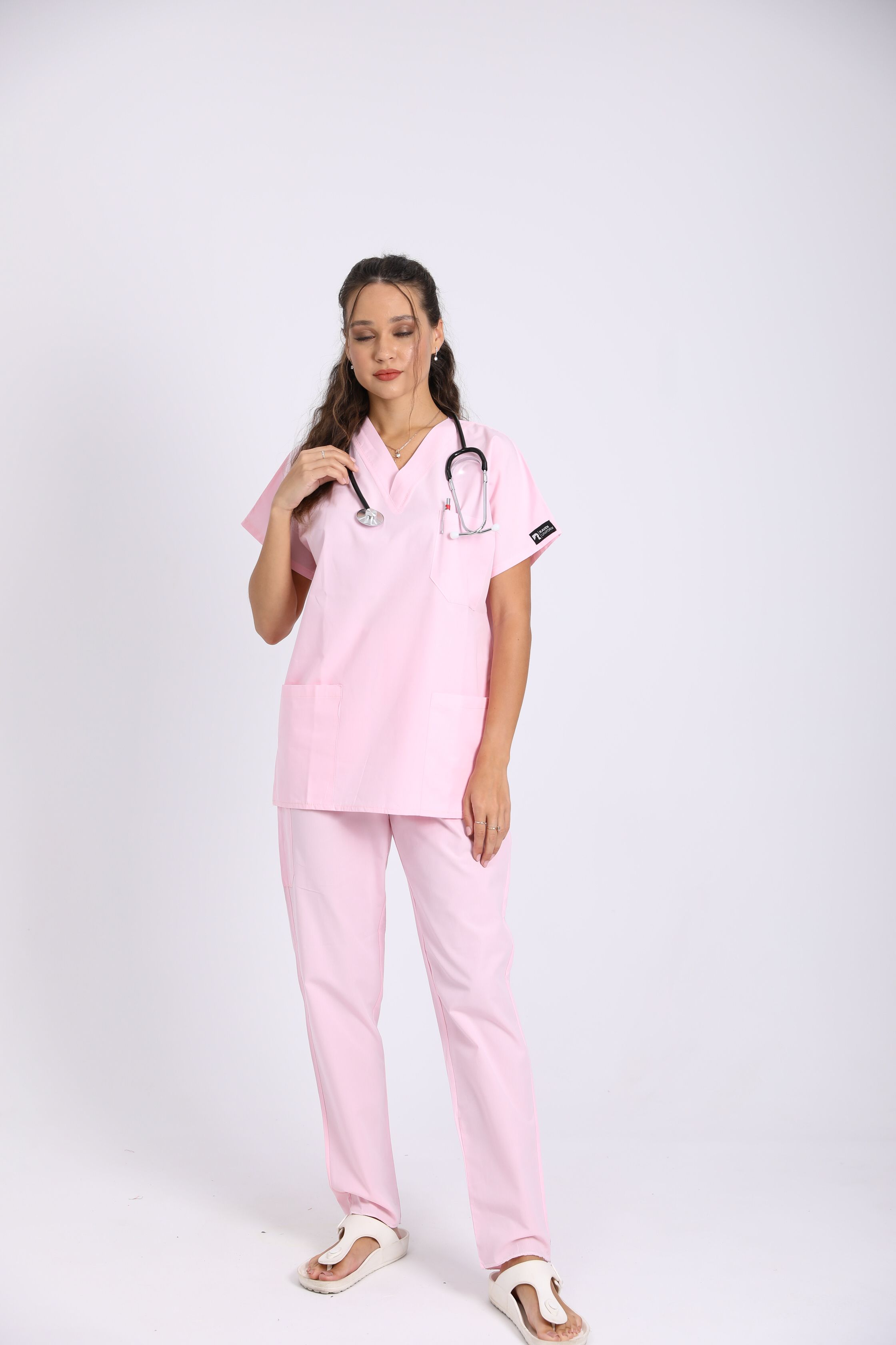  Unisex Doktor Hemşire Medikal Cerrahi Forma - ŞEKER PEMBE TAKIM