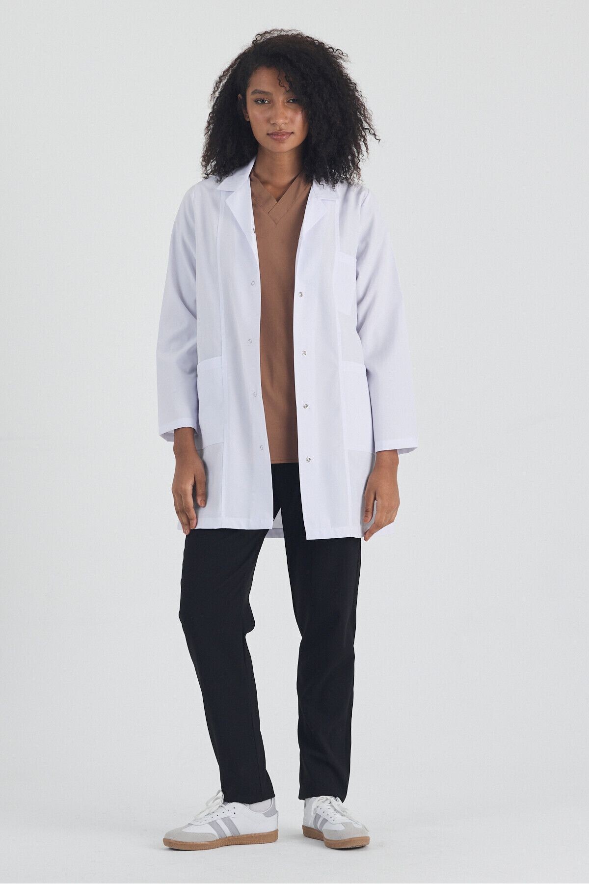 Uzun Kol Beyaz Unisex Önlük Ceket Boy Apaş Yaka Hemşire Doktor Öğretmen Önlüğü