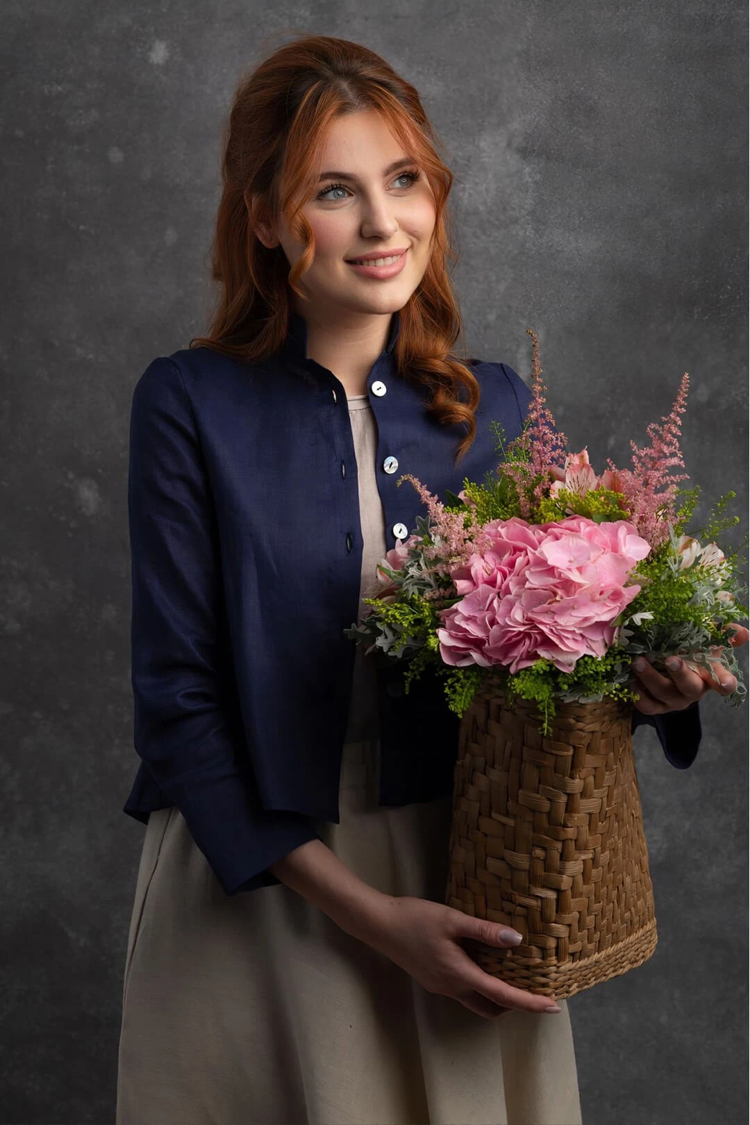 Müstesna - Hakim Yaka Lacivert Keten Ceket