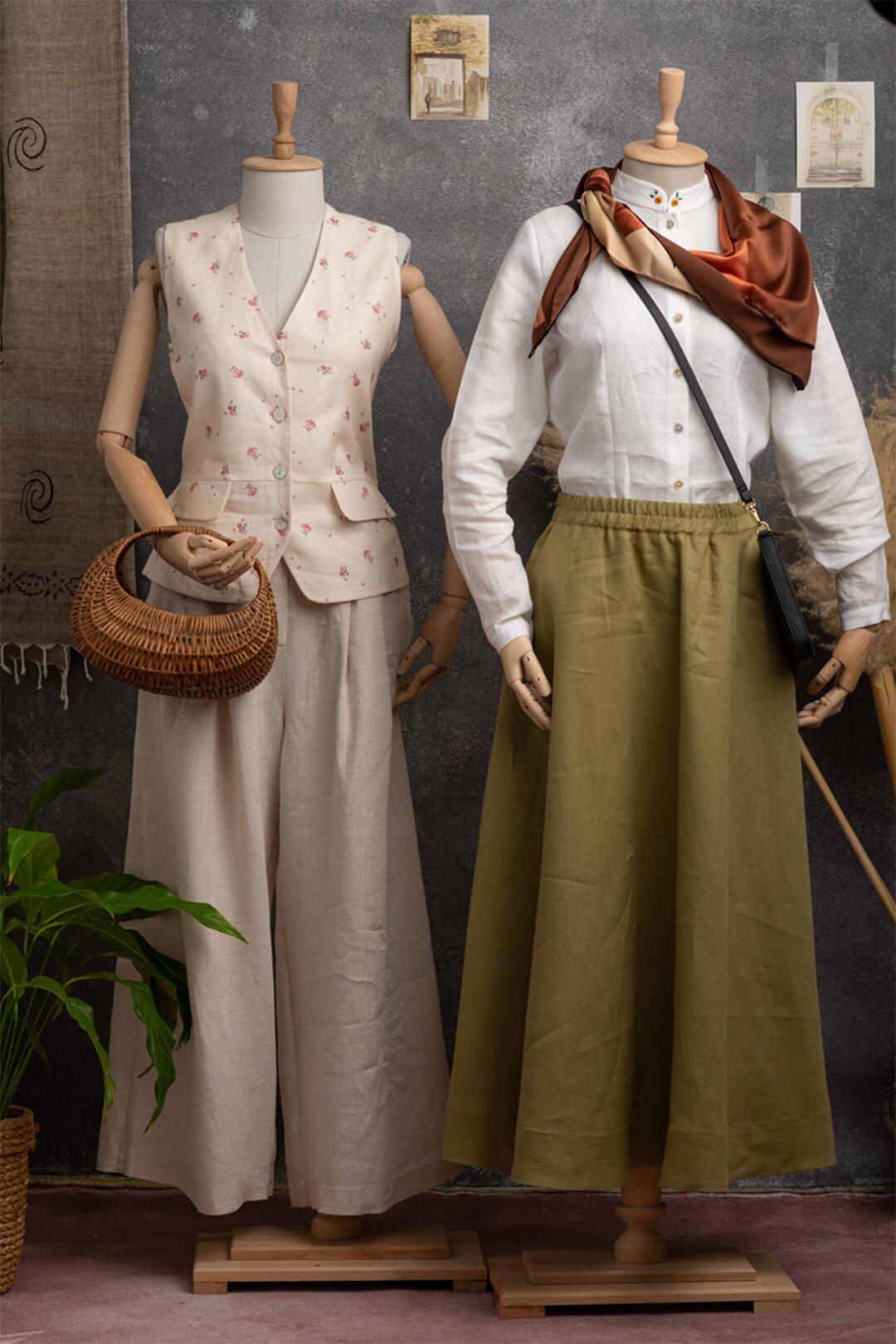 Meltem - Çiçek Desenli Krem Rengi Keten Yelek