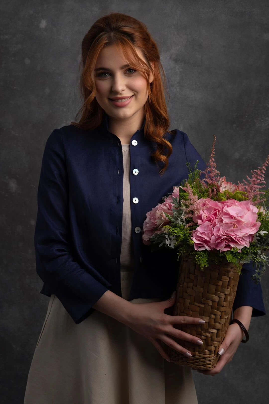 Müstesna - Hakim Yaka Lacivert Keten Ceket