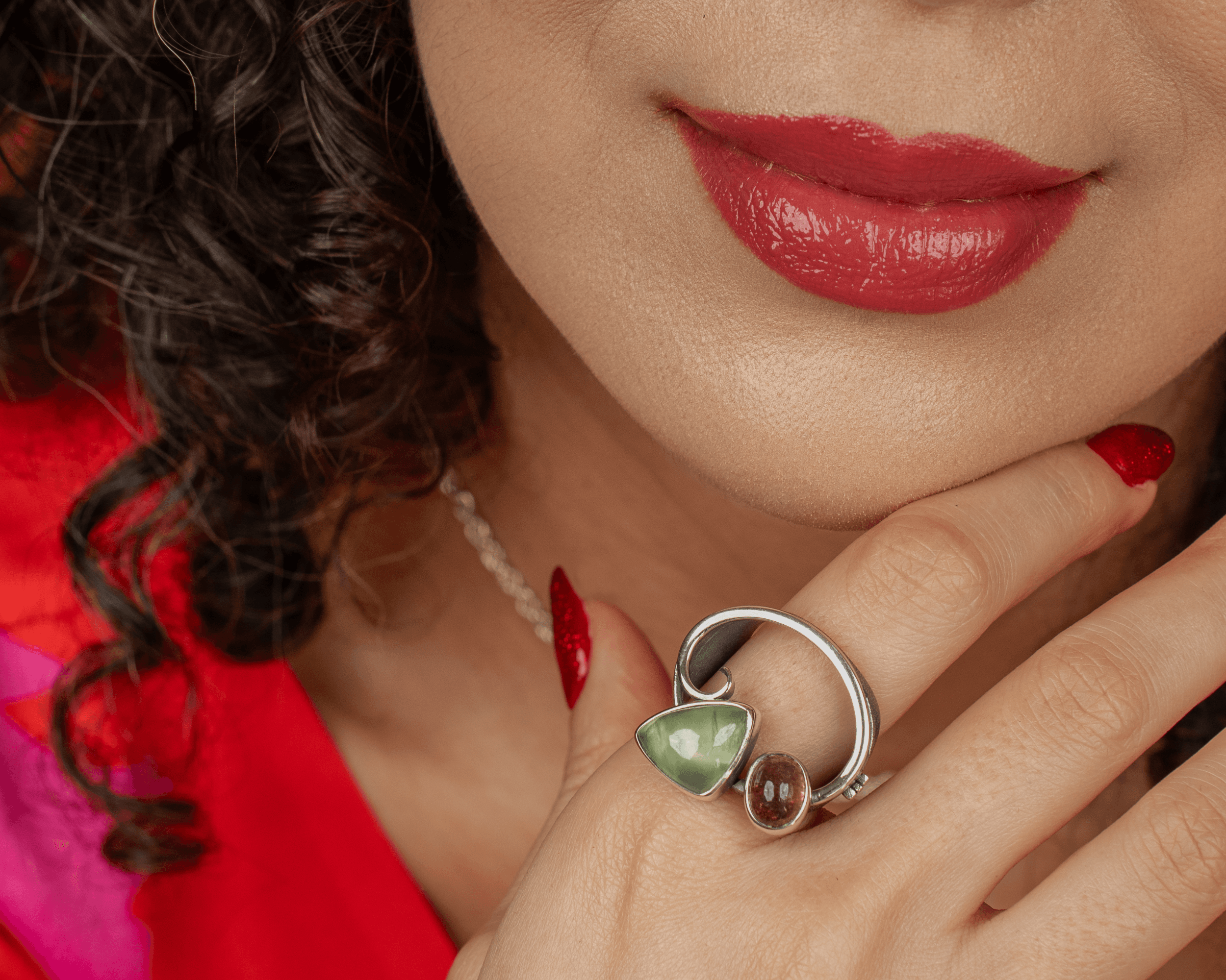 “Heart of Earth” – Prehnite & Tourmaline Taşlı El Yapımı Yüzük 0 image