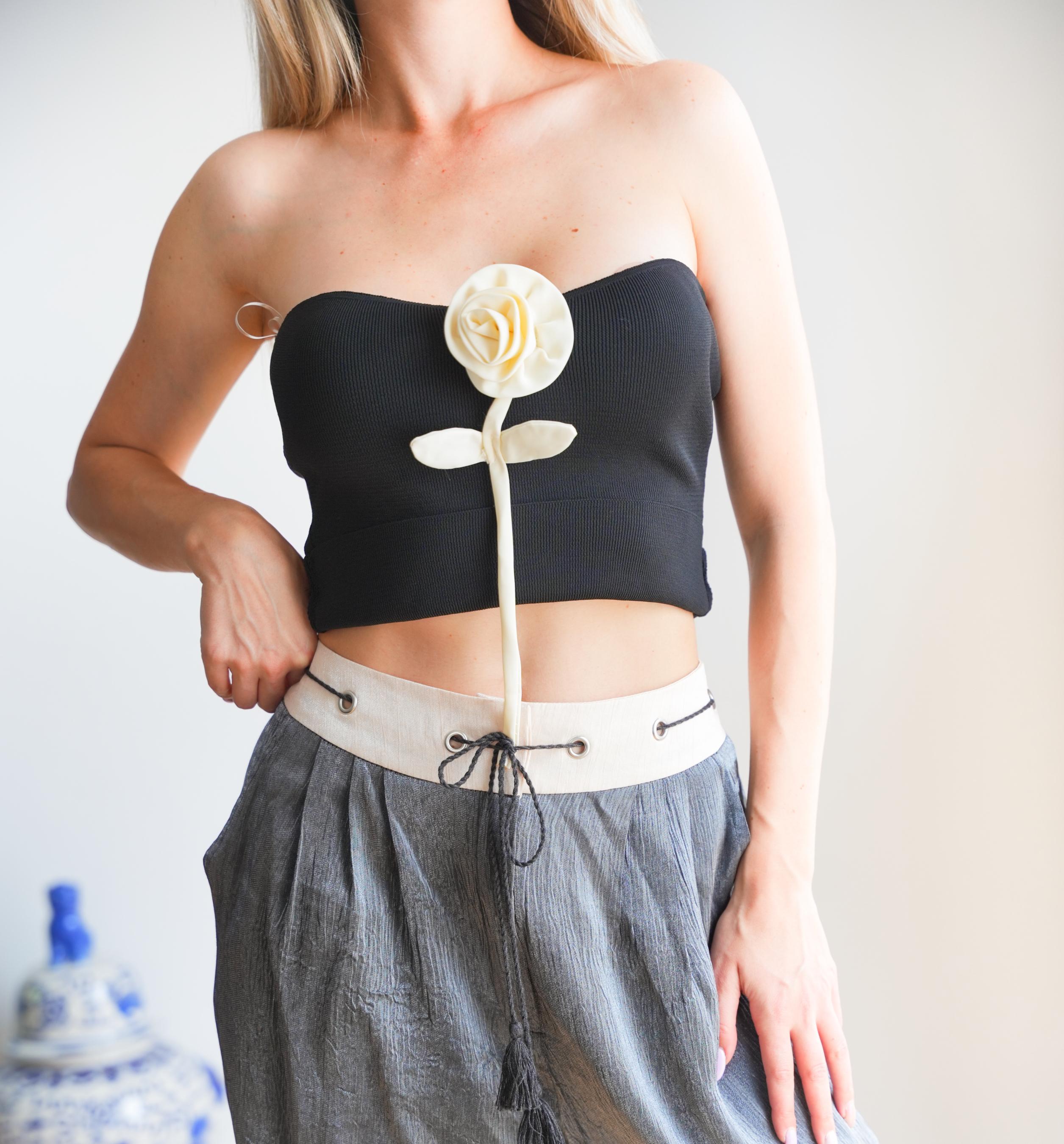 Gül Detaylı Straplez Bluz, Kısa Bluz, Crop Bluz 