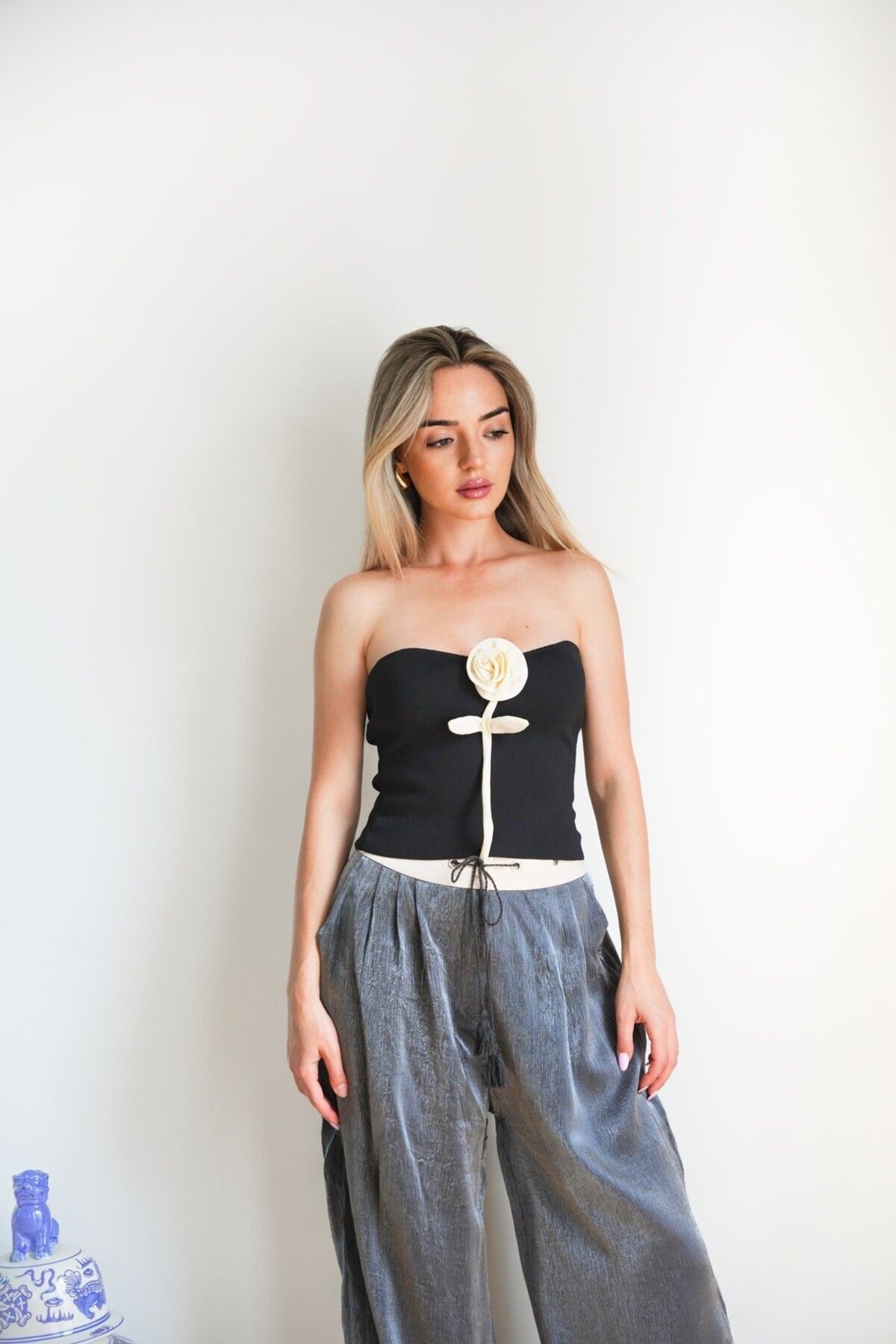 Gül Detaylı Straplez Bluz, Kısa Bluz, Crop Bluz