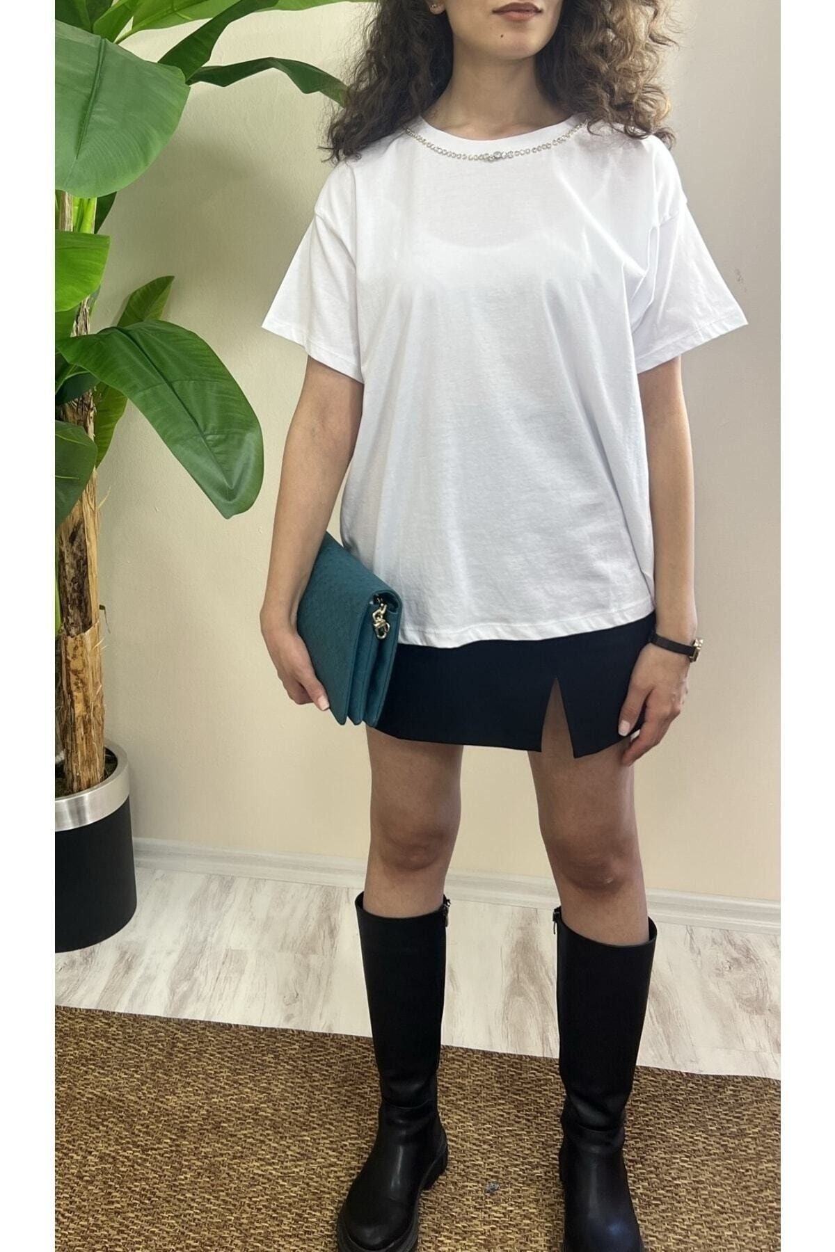 Beyaz Taşlı Oversize Tişört