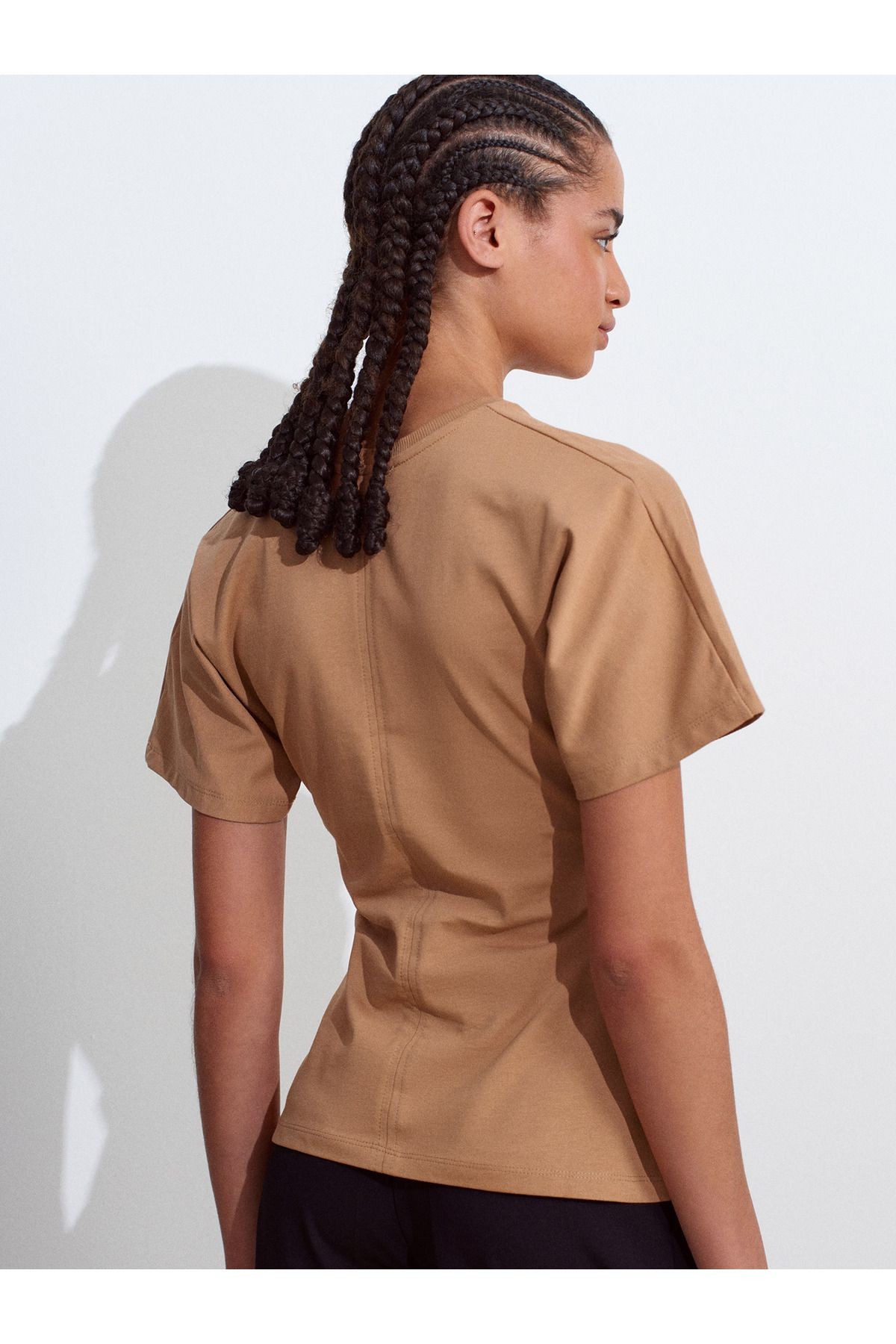 31585 Drape Detaylı T-shirt-Ekru