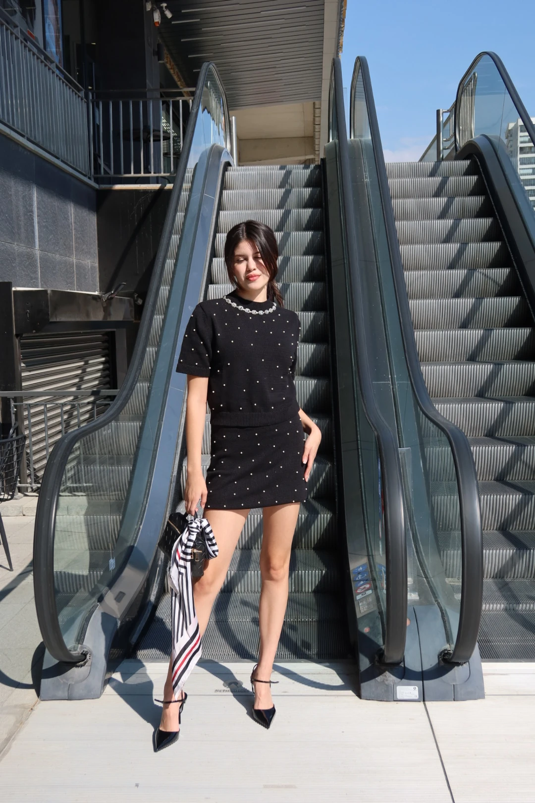 OLAFRE TAŞLI TRİKO TAKIM