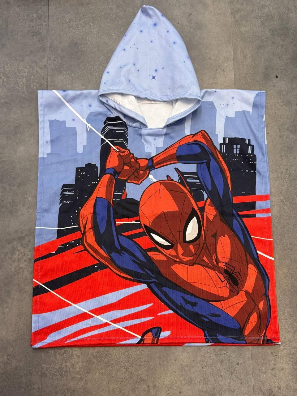 ERKEK ÇOCUK SPİDERMAN BASKILI PANÇO HAVLU 