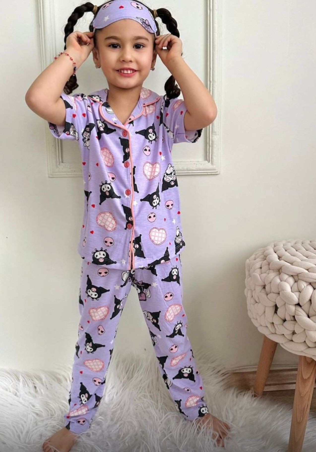KIZ ÇOCUK KUROMİ BASKILI 3LÜ PİJAMA SETİ (GÖZBANDI DAHİL)
