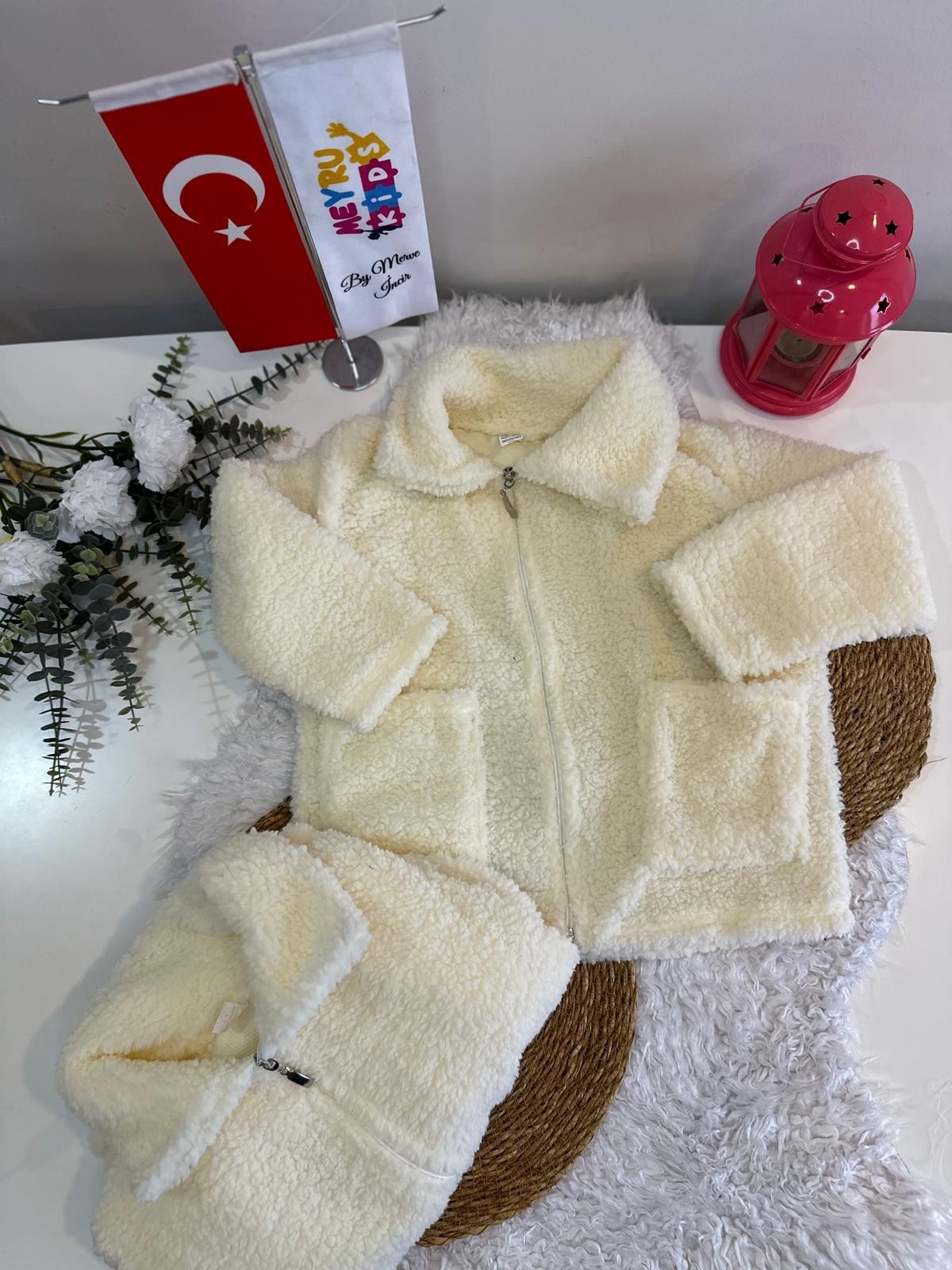 KIZ ÇOCUK FERMUAR DETAYLI PELUŞ HIRKA - BEYAZ