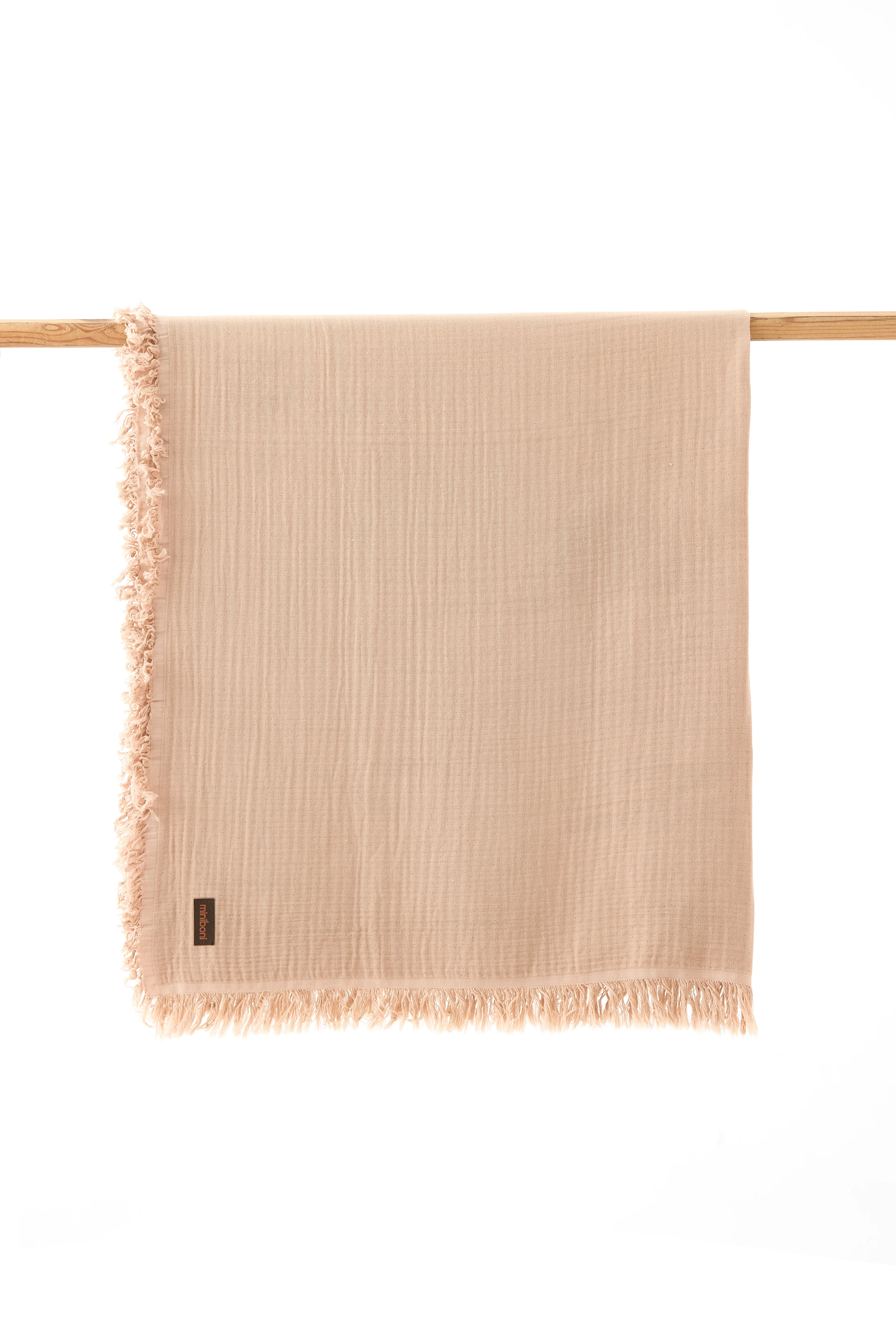 4 Katlı Yumuşak ve Hafif Müslin Bebek Battaniyesi