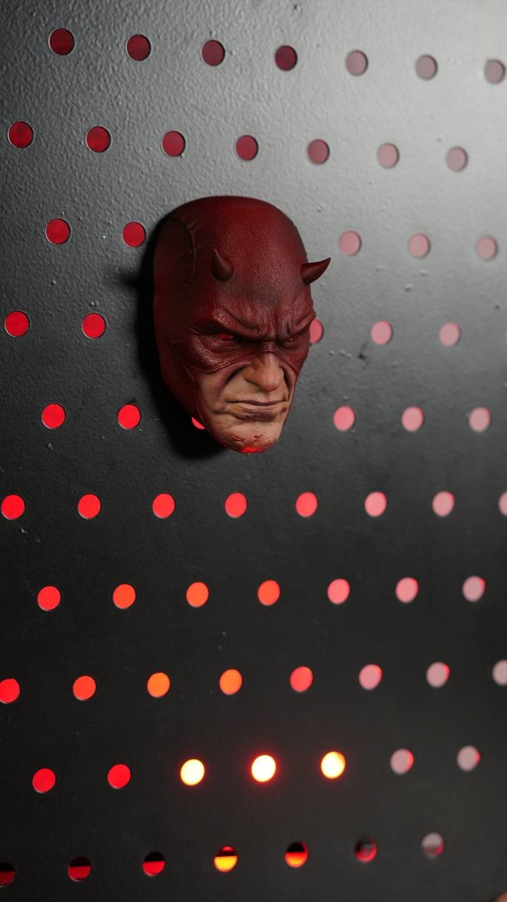 El Yapımı Daredevil Kafası Magnet – Benzersiz 3D Baskı Not Tutacağı