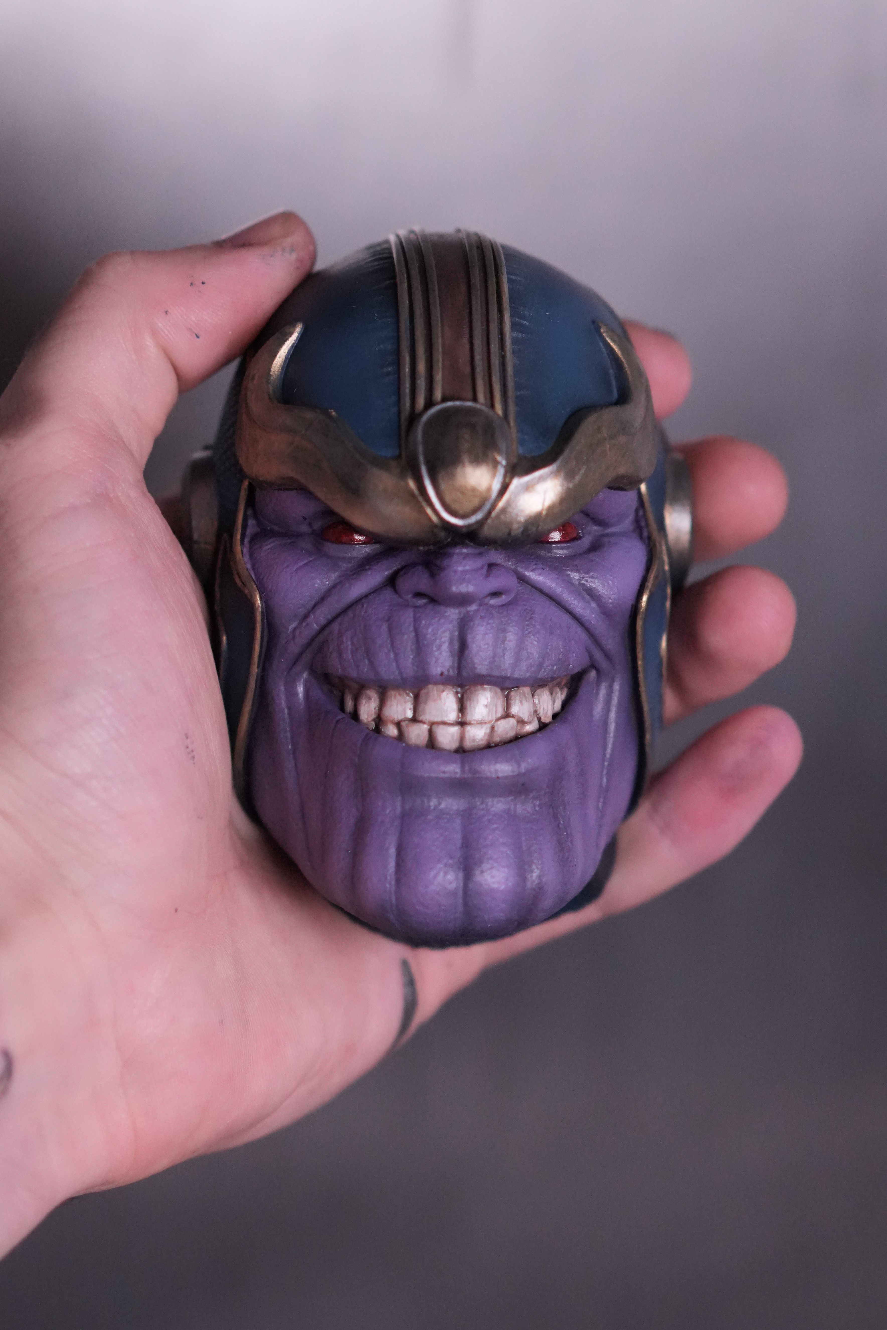 El Yapımı Thanos Kafası Magnet – Benzersiz 3D Baskı Not Tutacağı