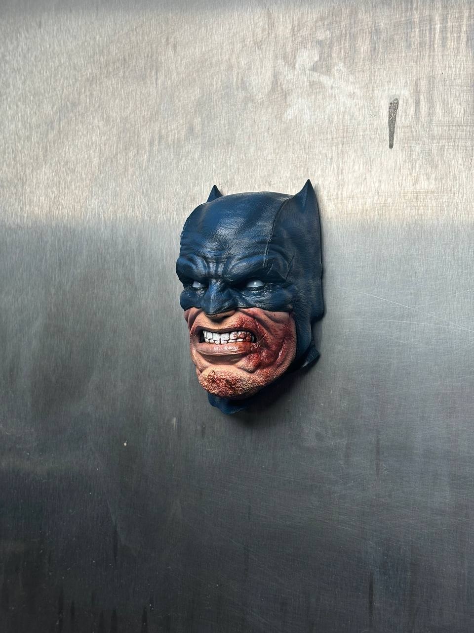 El Yapımı Batman Kafası Magnet – Benzersiz 3D Baskı Not Tutacağı