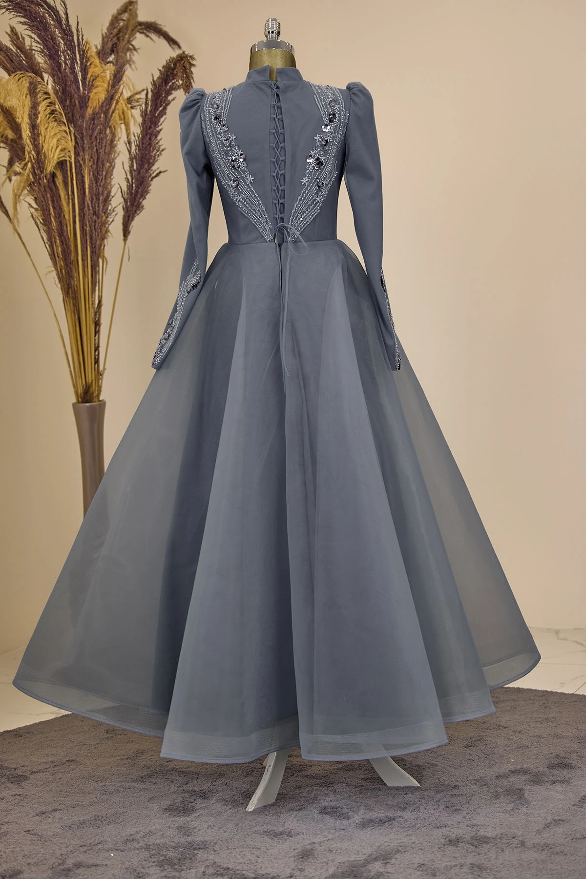 Önü Drapeli Aplik İşlemeli Asya  Abiye - antrasit