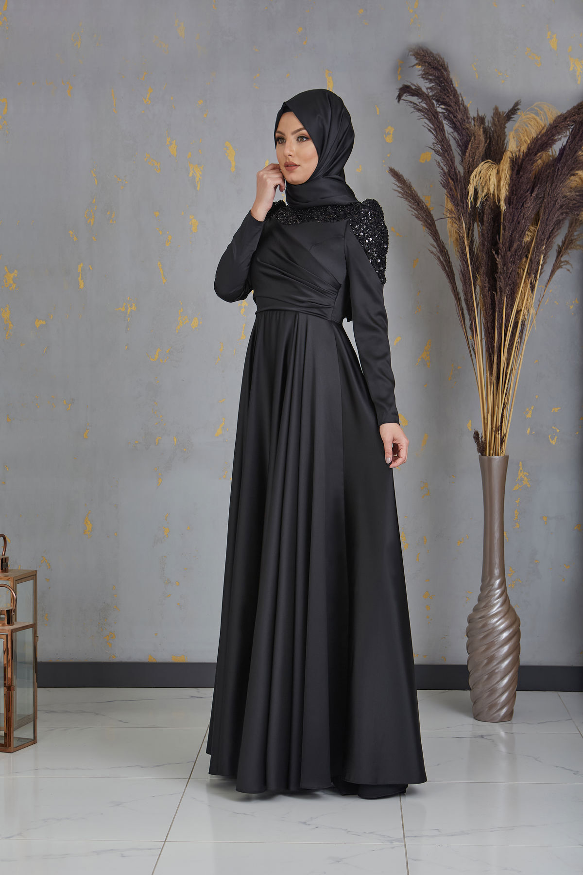 Bersu Hijab Evening Dress Black with Front Sequin and Bead Embroidery