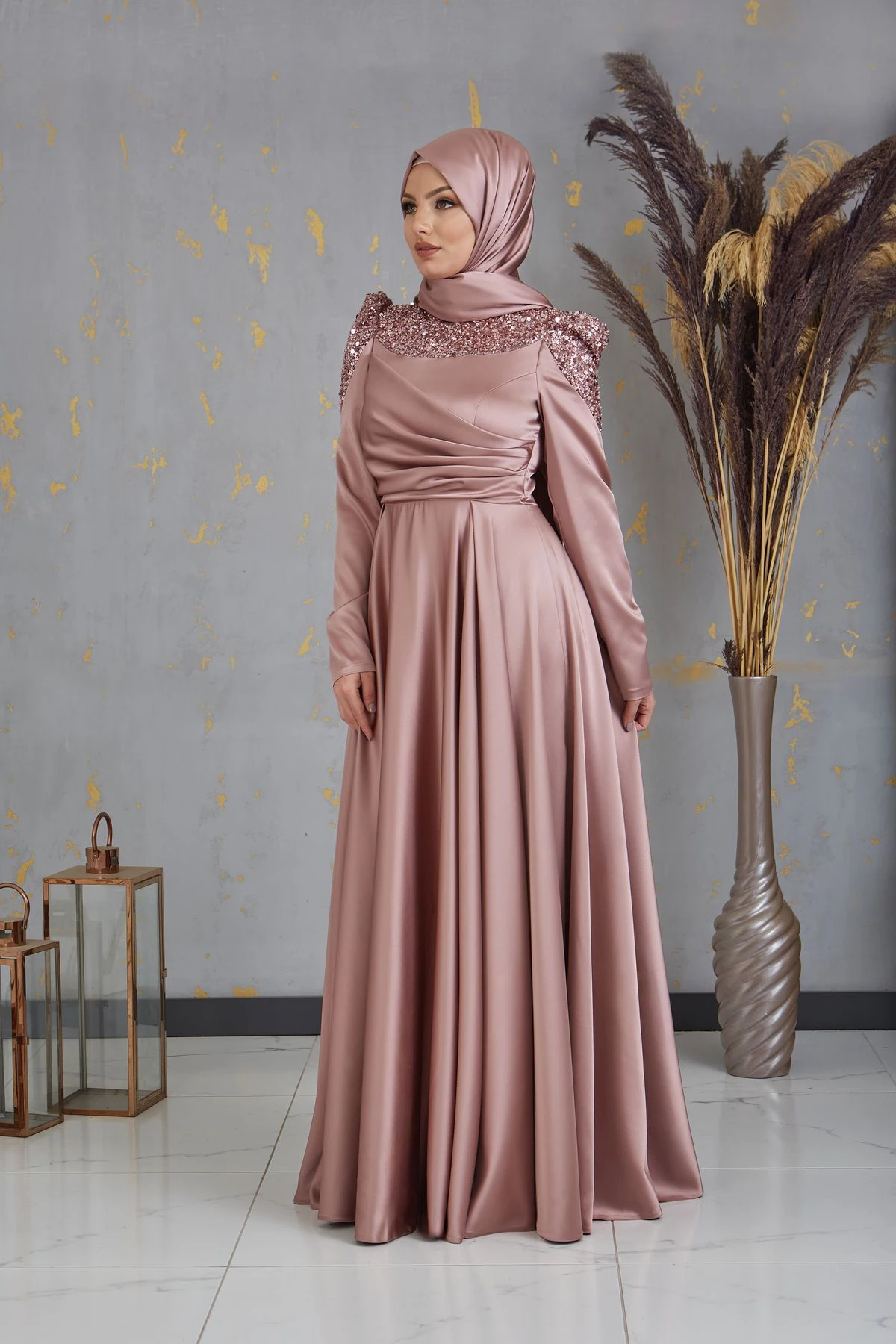 Önü Pul Boncuk Işlemeli Bersu Tesettür Abiye Beyaz