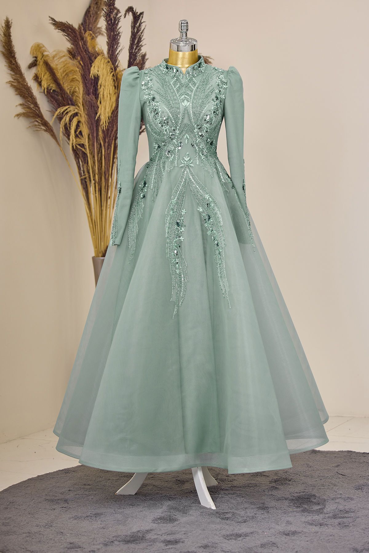Almond Green
