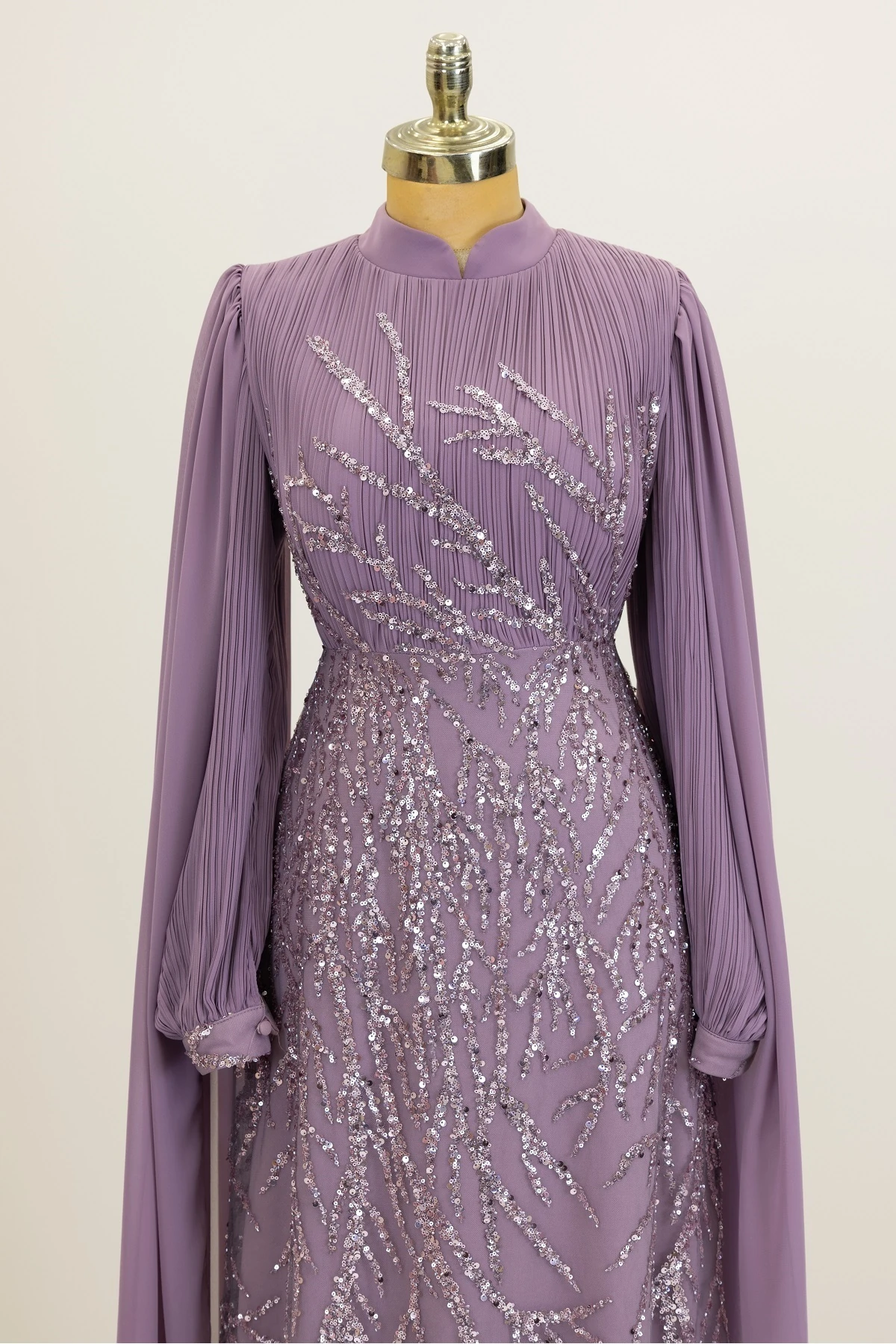 Kolları Pelerinli Ezgi Abiye - lila