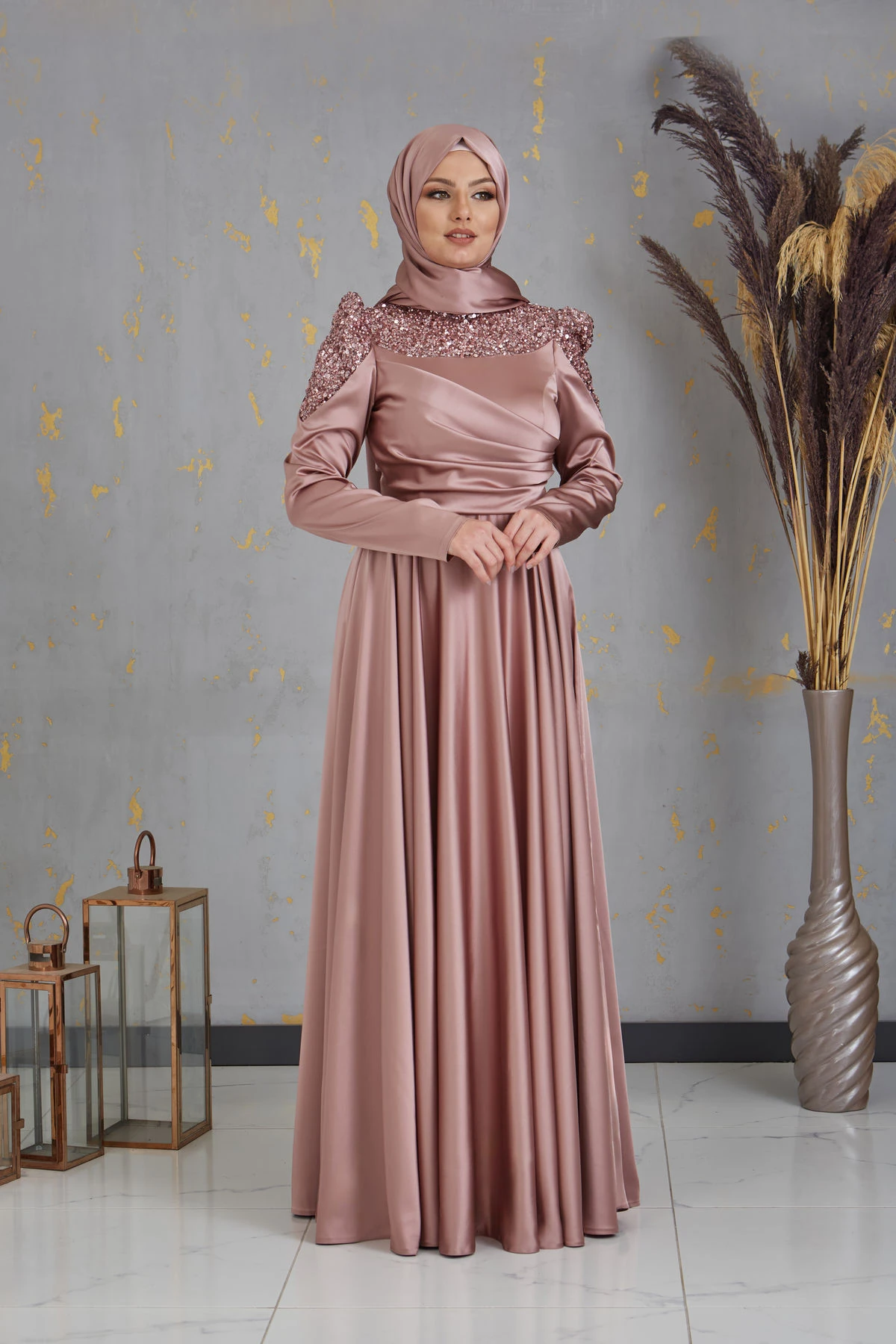 Önü Pul Boncuk Işlemeli Bersu Tesettür Abiye Beyaz