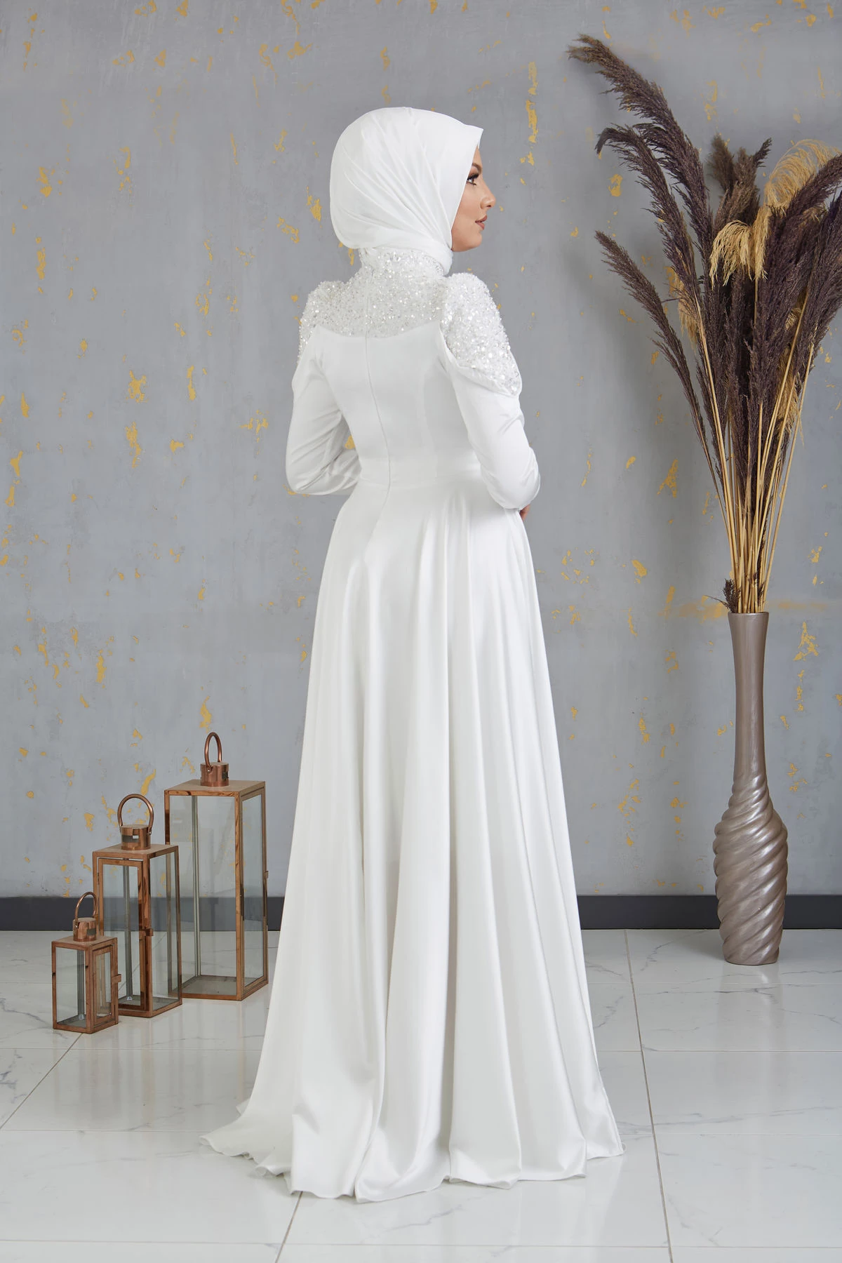 Önü Pul Boncuk Işlemeli Bersu Tesettür Abiye Beyaz - beyaz